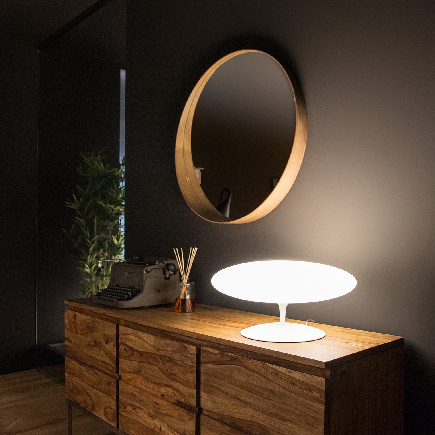 Mostra il prodotto Squash_tab del produttore Linea Light Group
