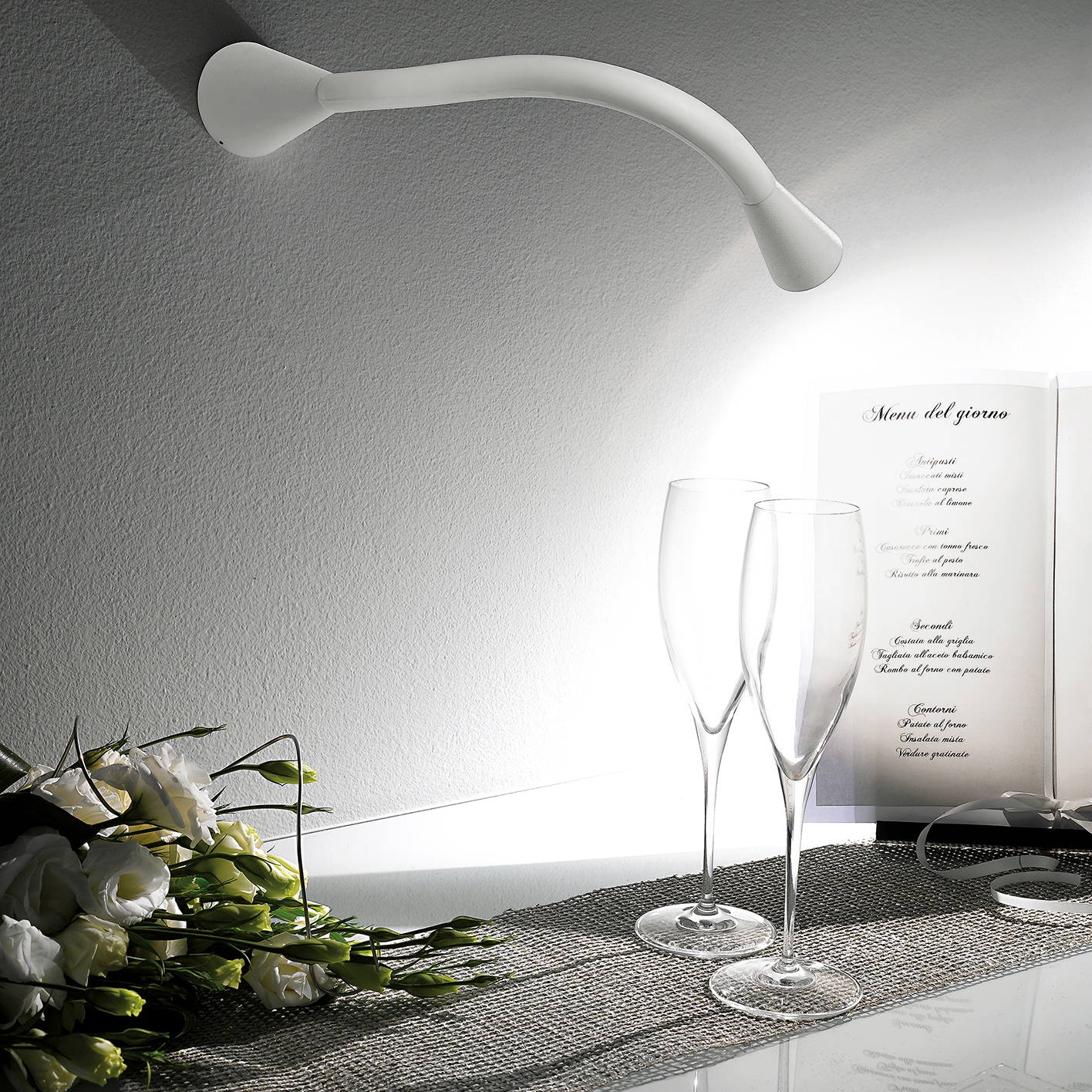 Produkt Snake_W1 des Herstellers Linea Light Group anzeigen