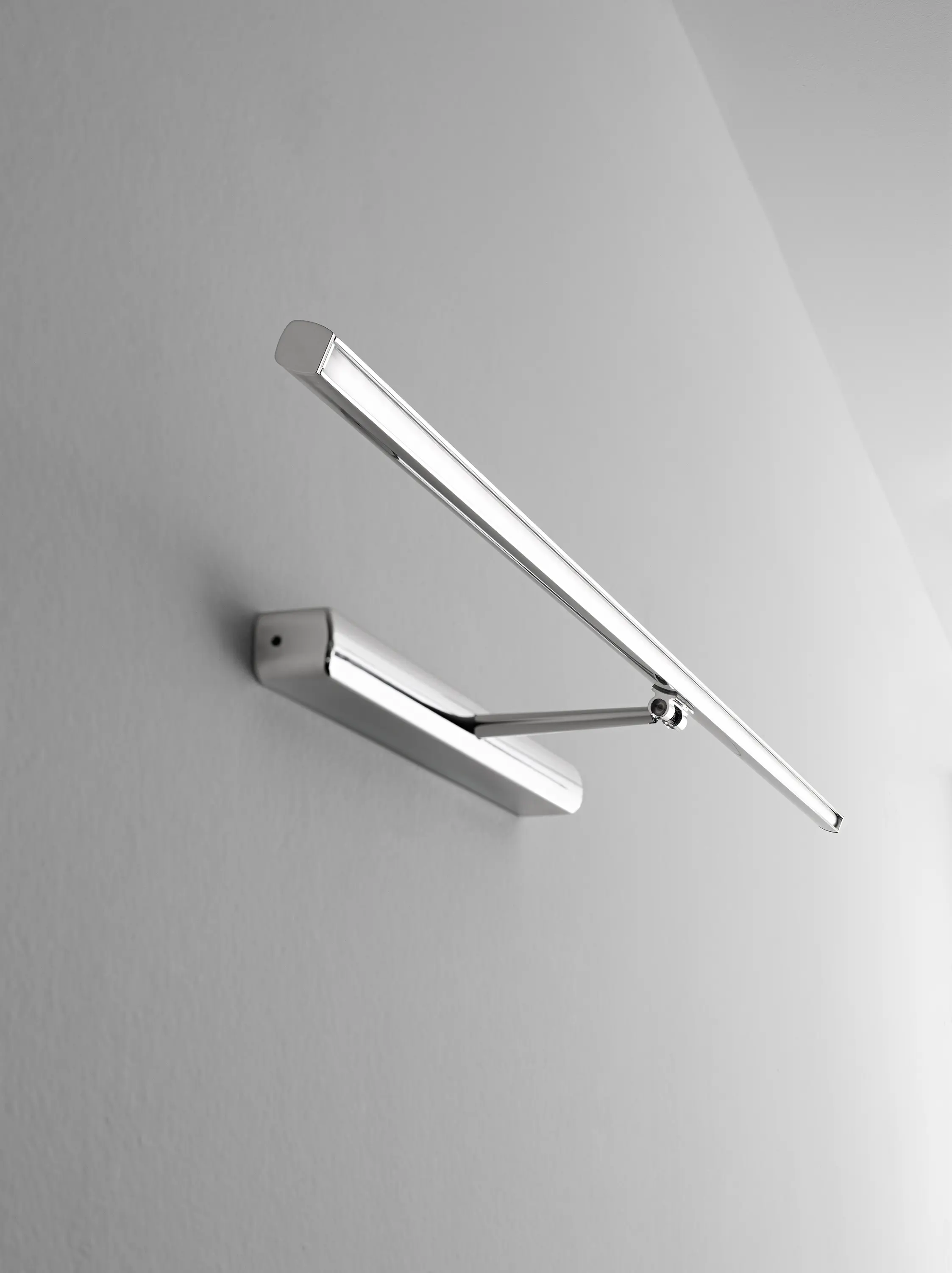 Linea Light Group - Straight_W