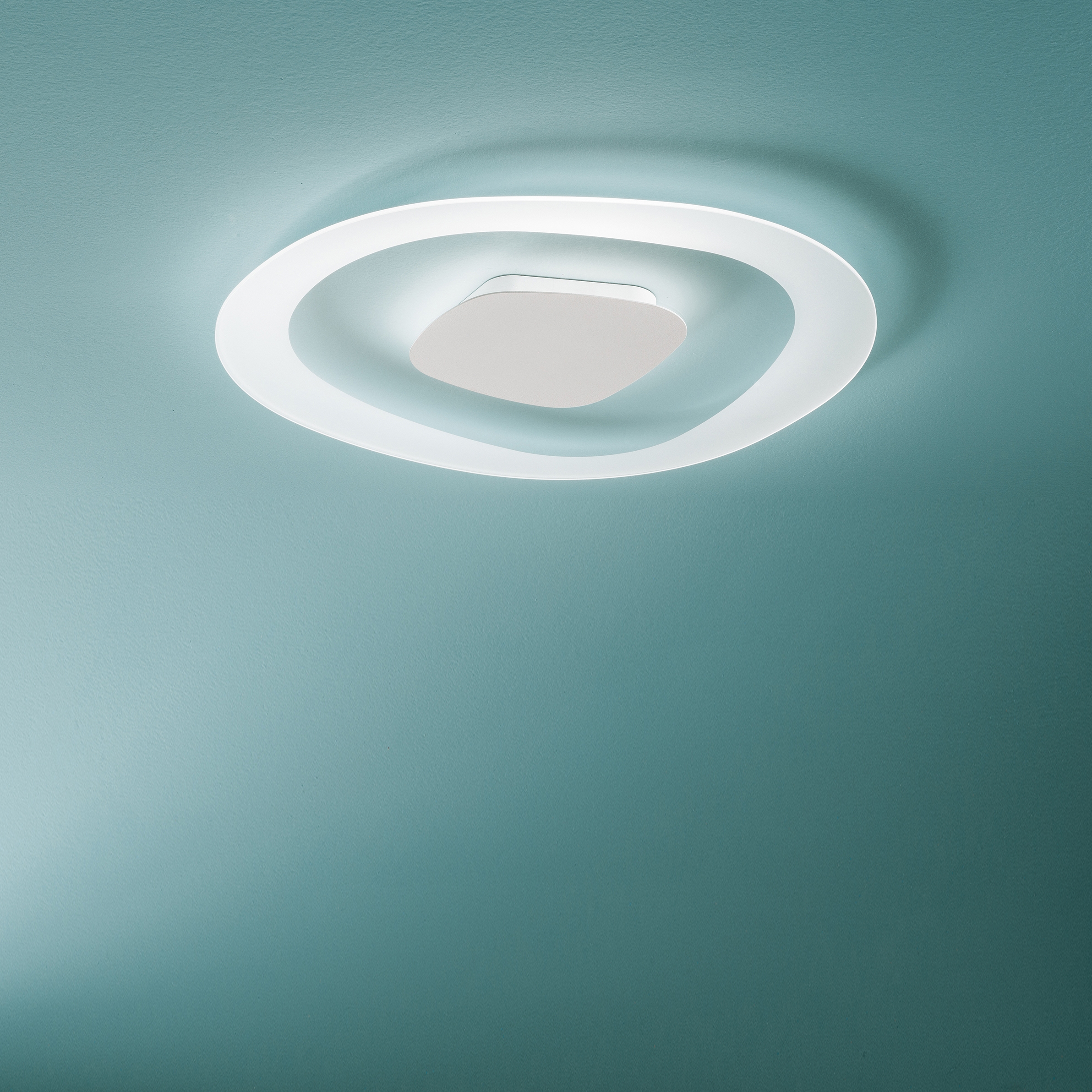 Display product Antigua_S from manufacturer Linea Light Group