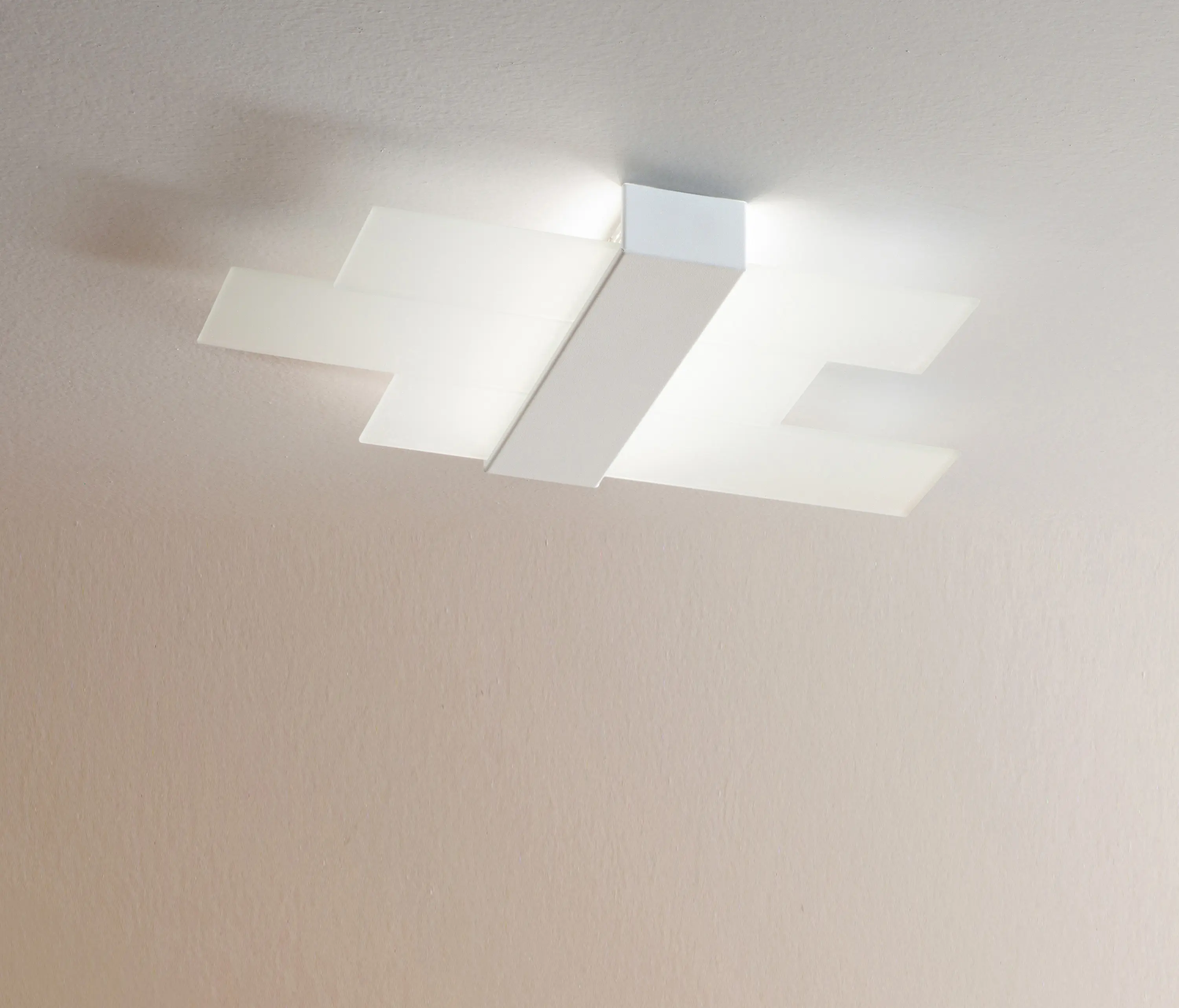 Linea Light Group - Triad 2.0