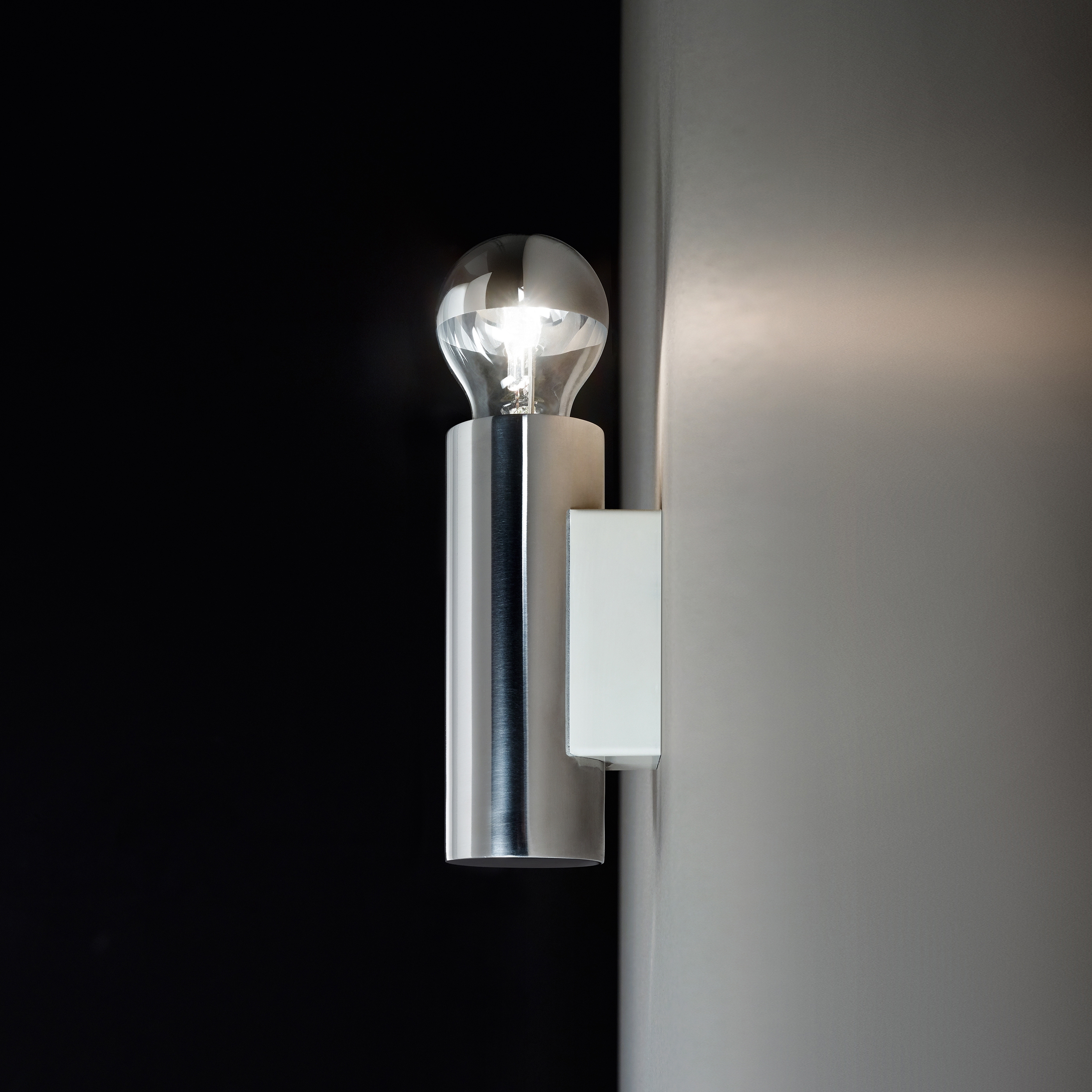 Produkt Birba_W1 mono emission des Herstellers Linea Light Group anzeigen