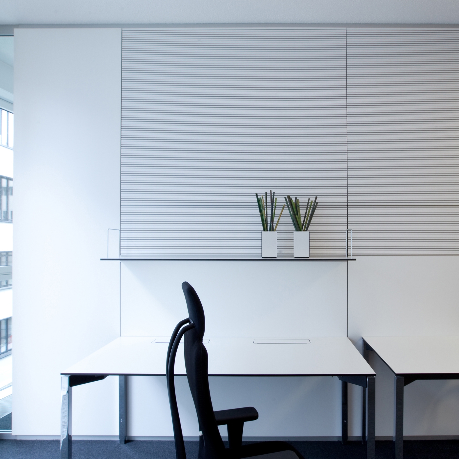Display product System 7000 Integrated partition wall absorber from manufacturer Strähle