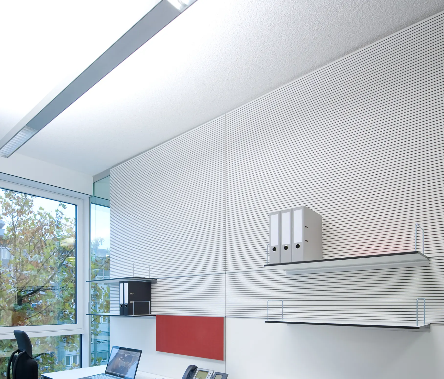 Strähle - System 7000 Integrated partition wall absorber