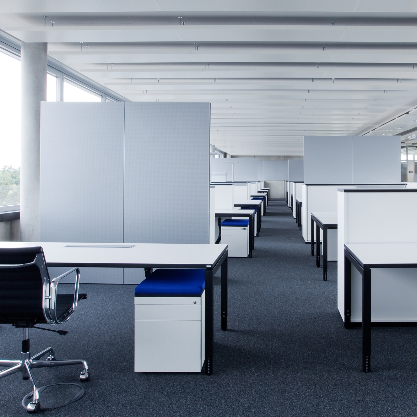 Display product 7200 Free-standing absorber from manufacturer Strähle