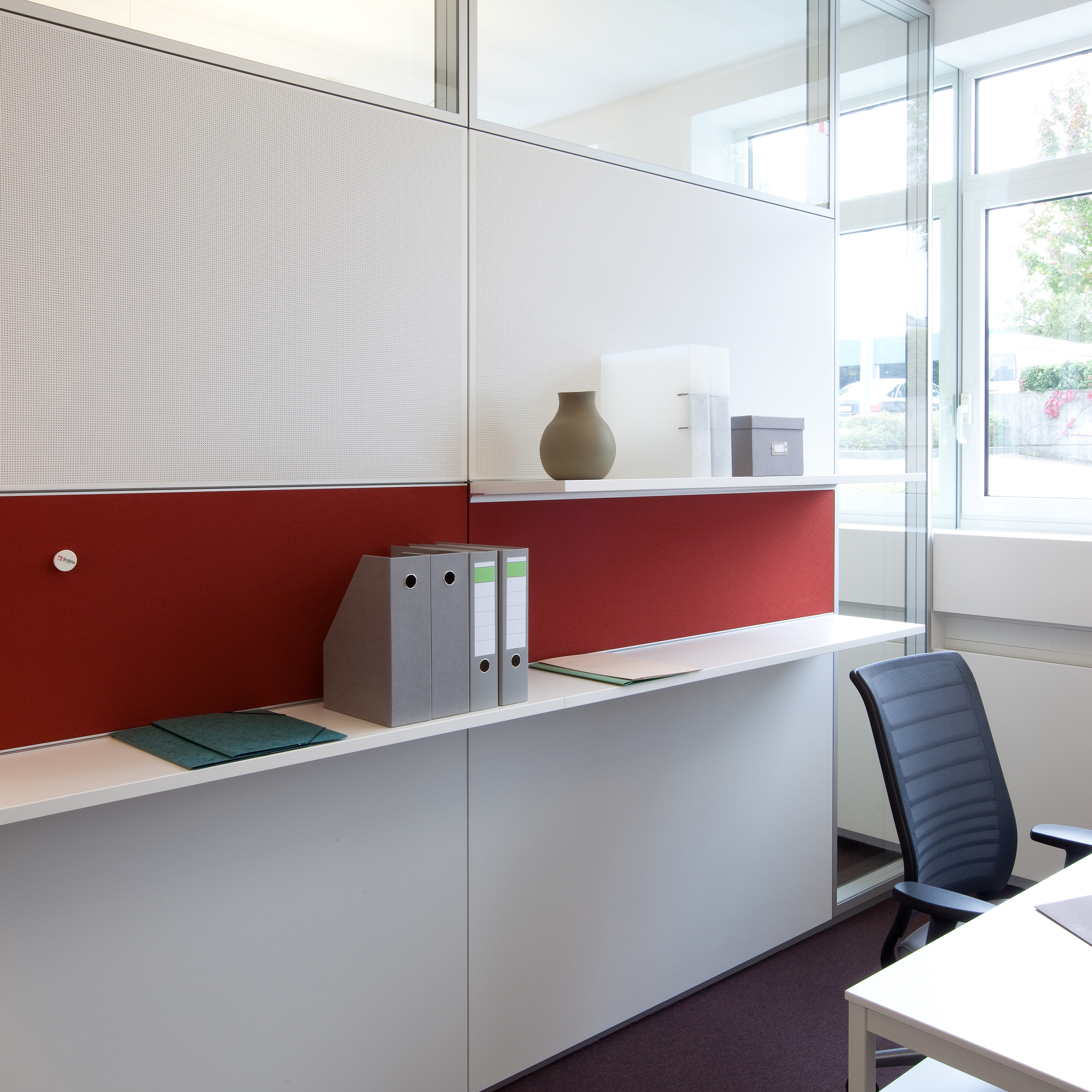 Display product System 7000 Integrated partition wall absorber from manufacturer Strähle