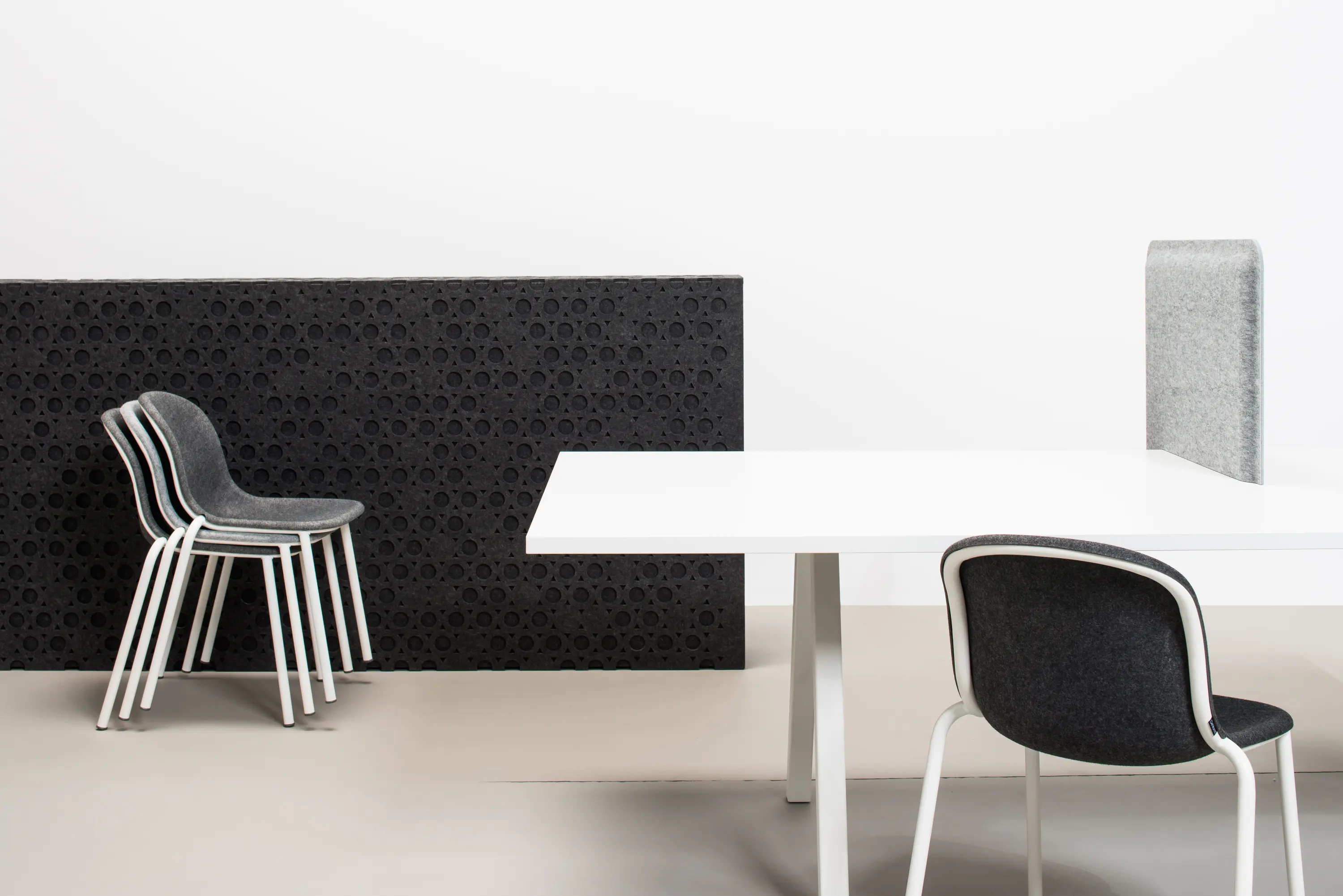 De Vorm - AK 1 PET Felt Workplace Divider