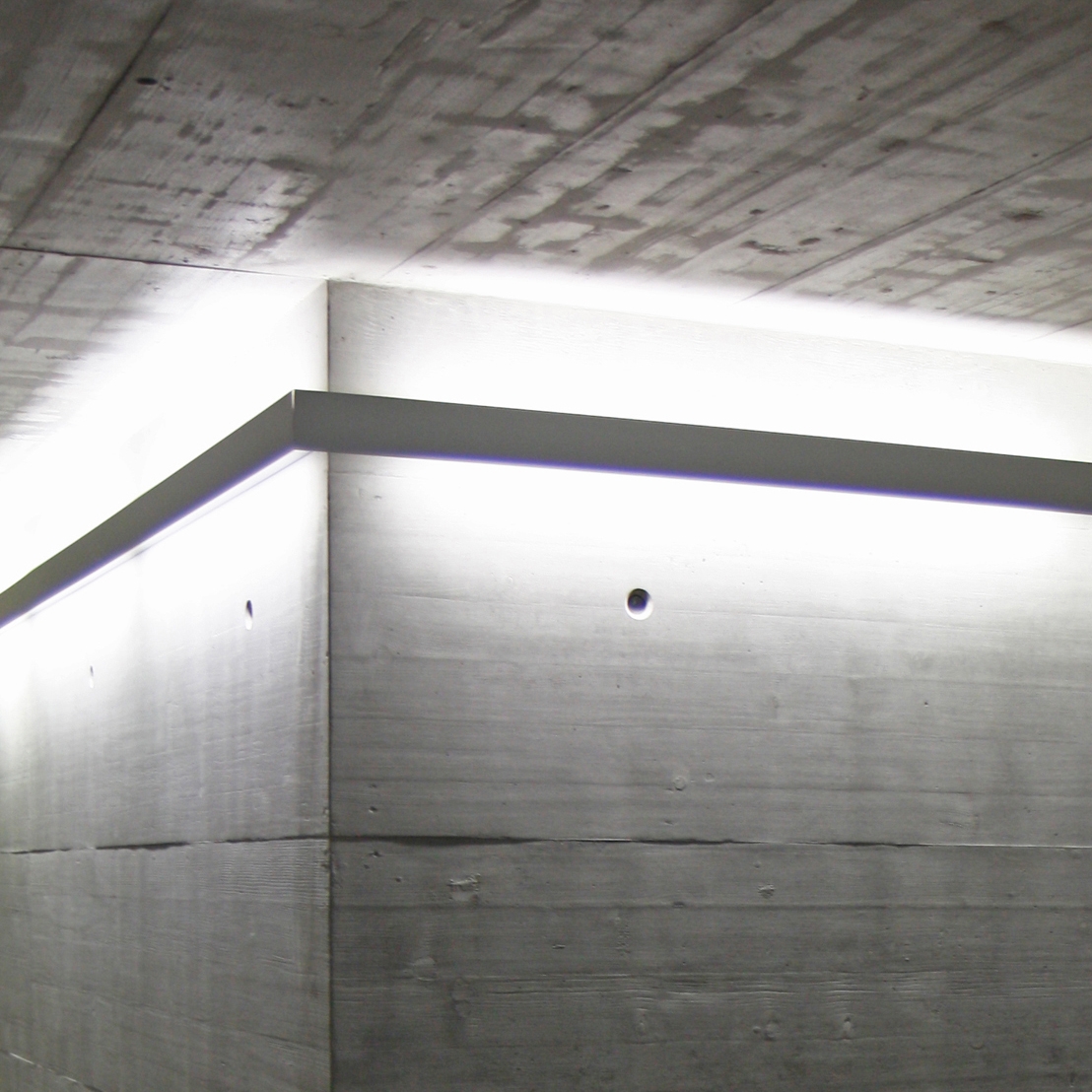 Display product m5 Slight from manufacturer Monolicht