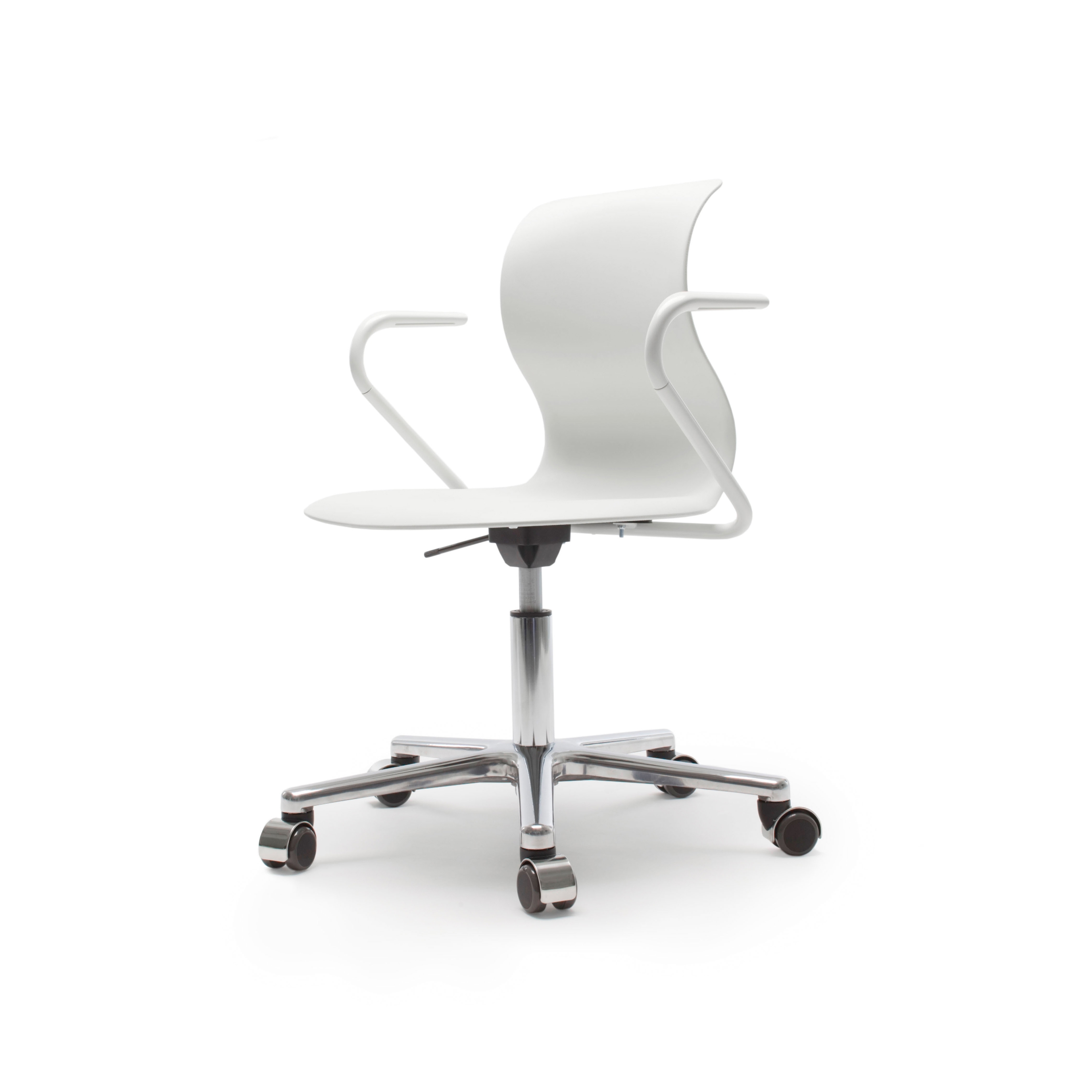 Mostra il prodotto Pro 5 Star Base Alu Armrests del produttore Flötotto