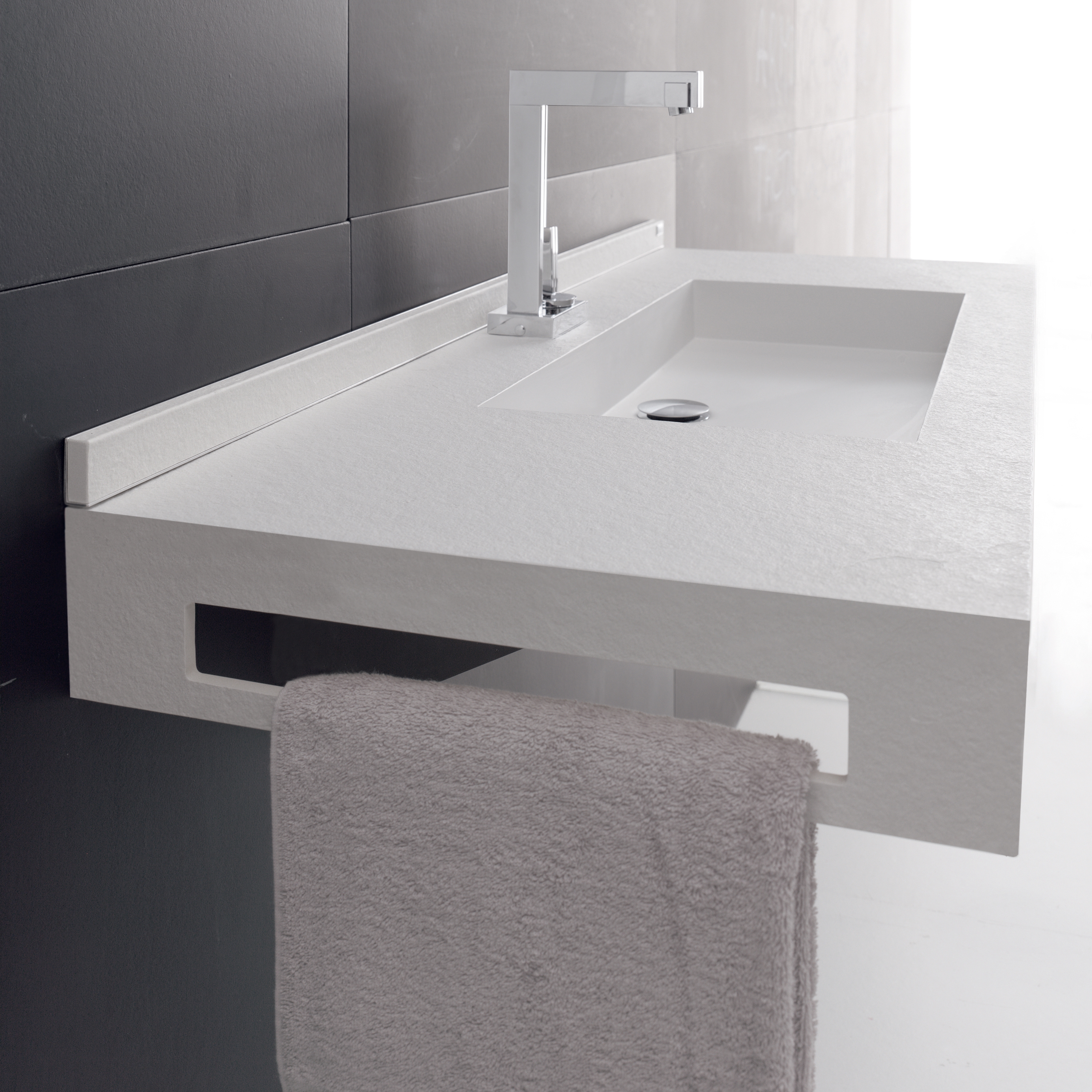 Mostra il prodotto Toallero del produttore FIORA