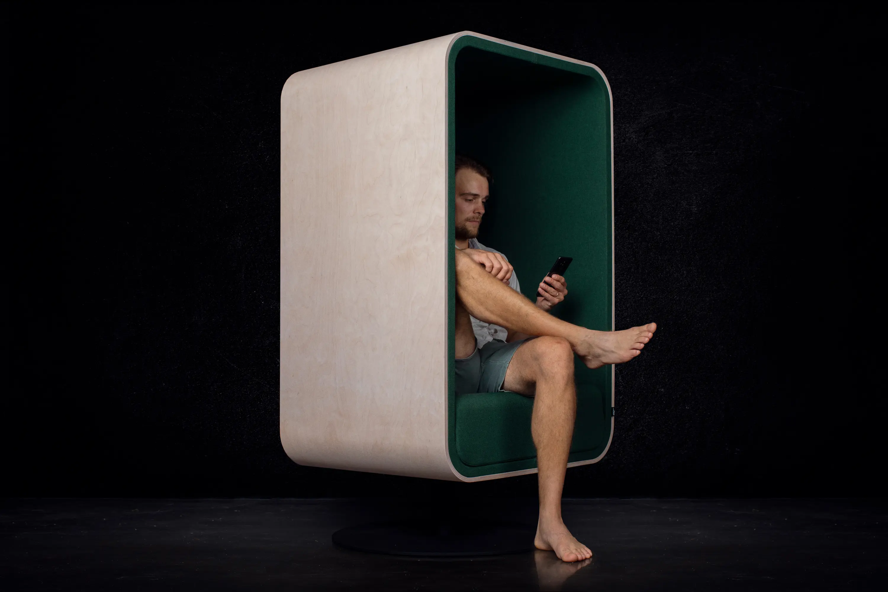 Loook Industries - The Box Lounger