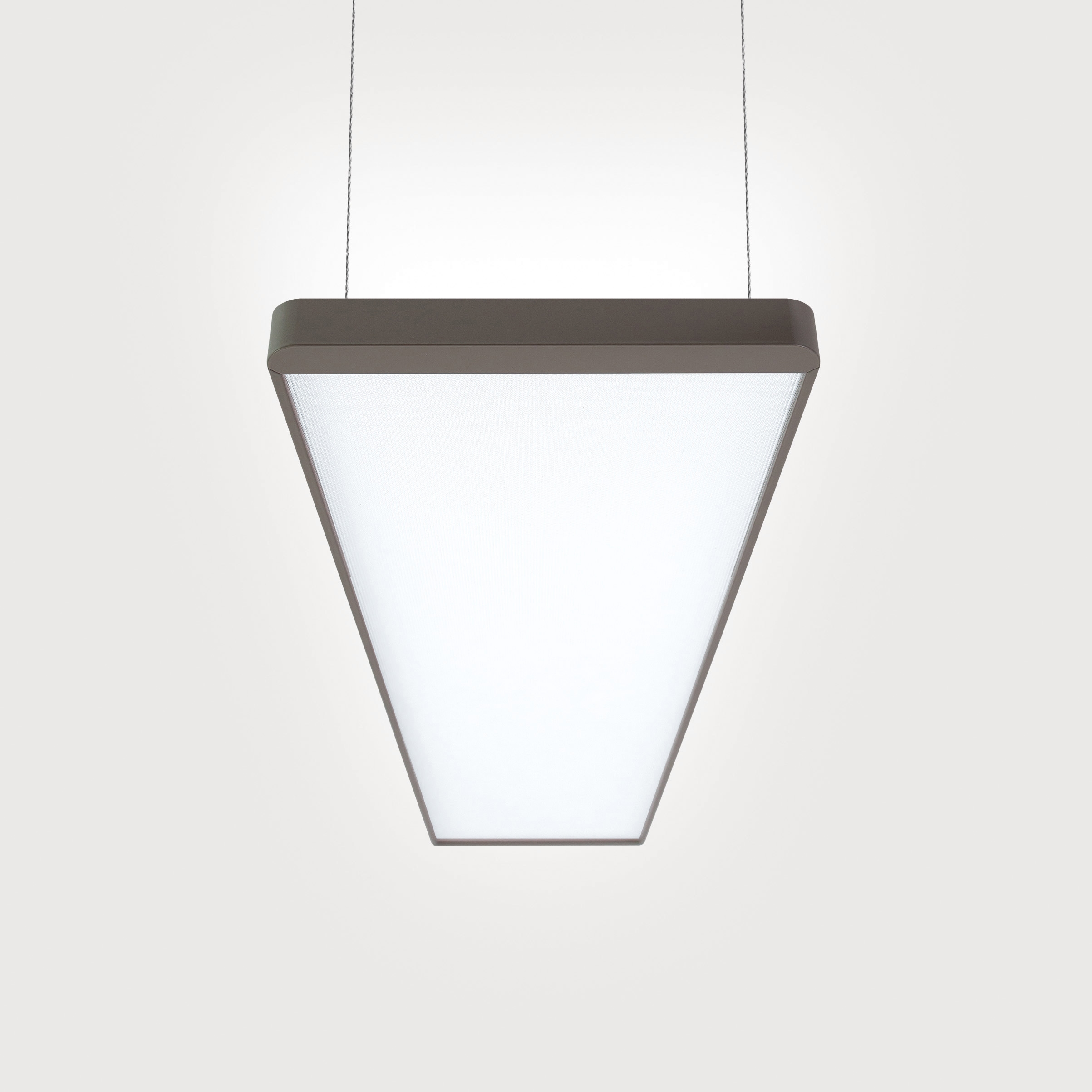 Mostrar el producto Cubic Evolution 200 G4/P4 | Suspended del fabricante Lightnet