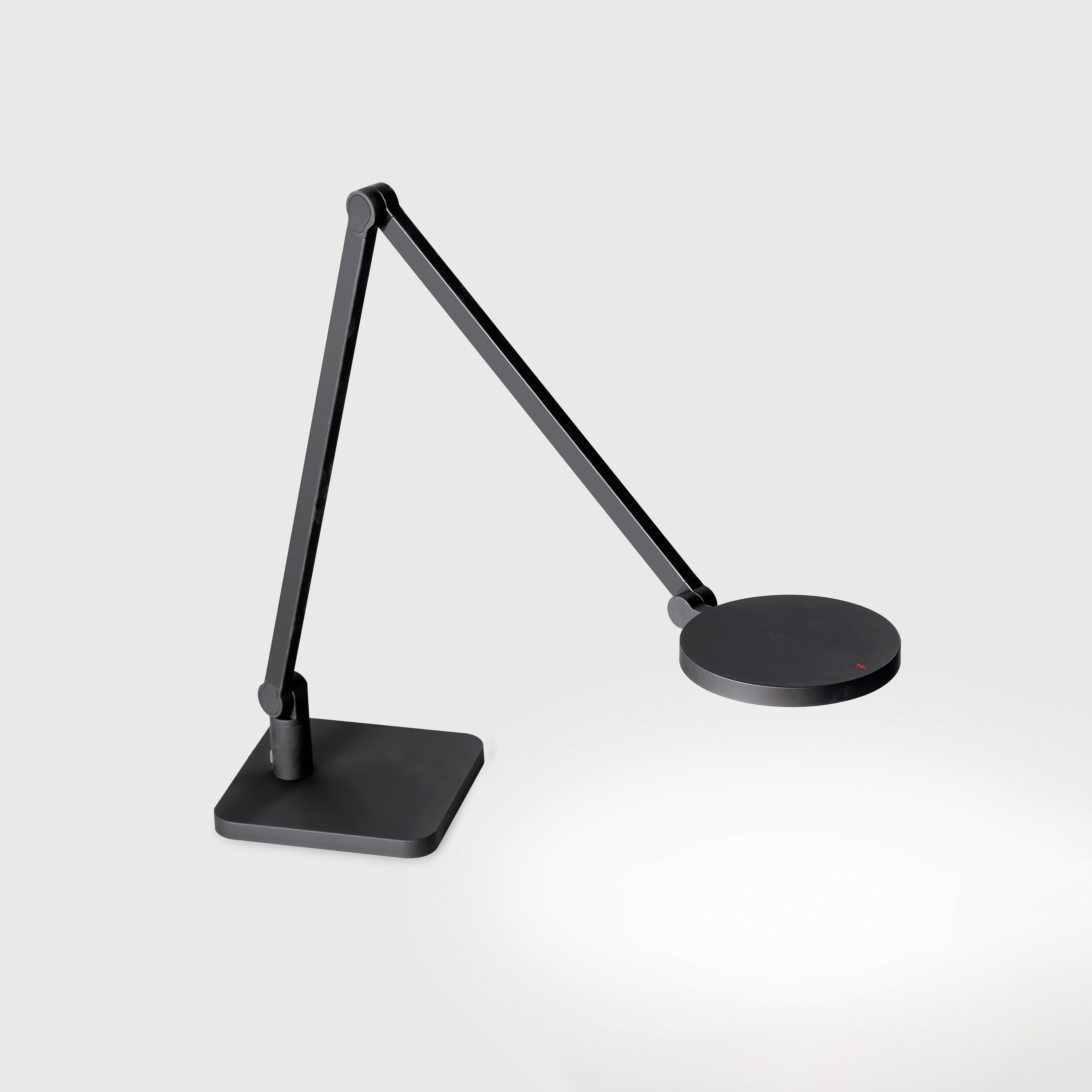 Mostrar el producto Lucille T1 | Table del fabricante Lightnet