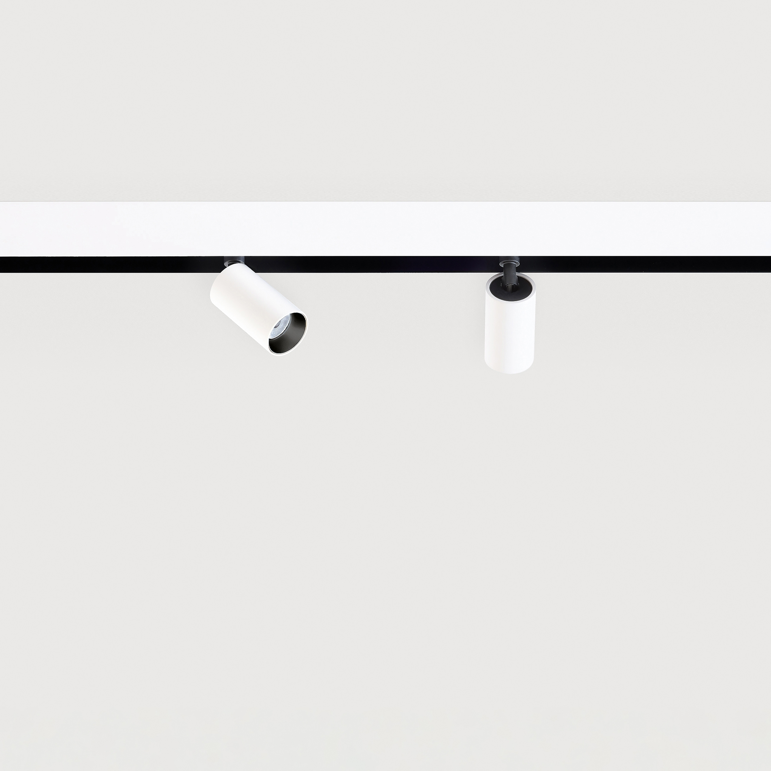 Display product Midpin C2/C3 | 48V Track from manufacturer Lightnet