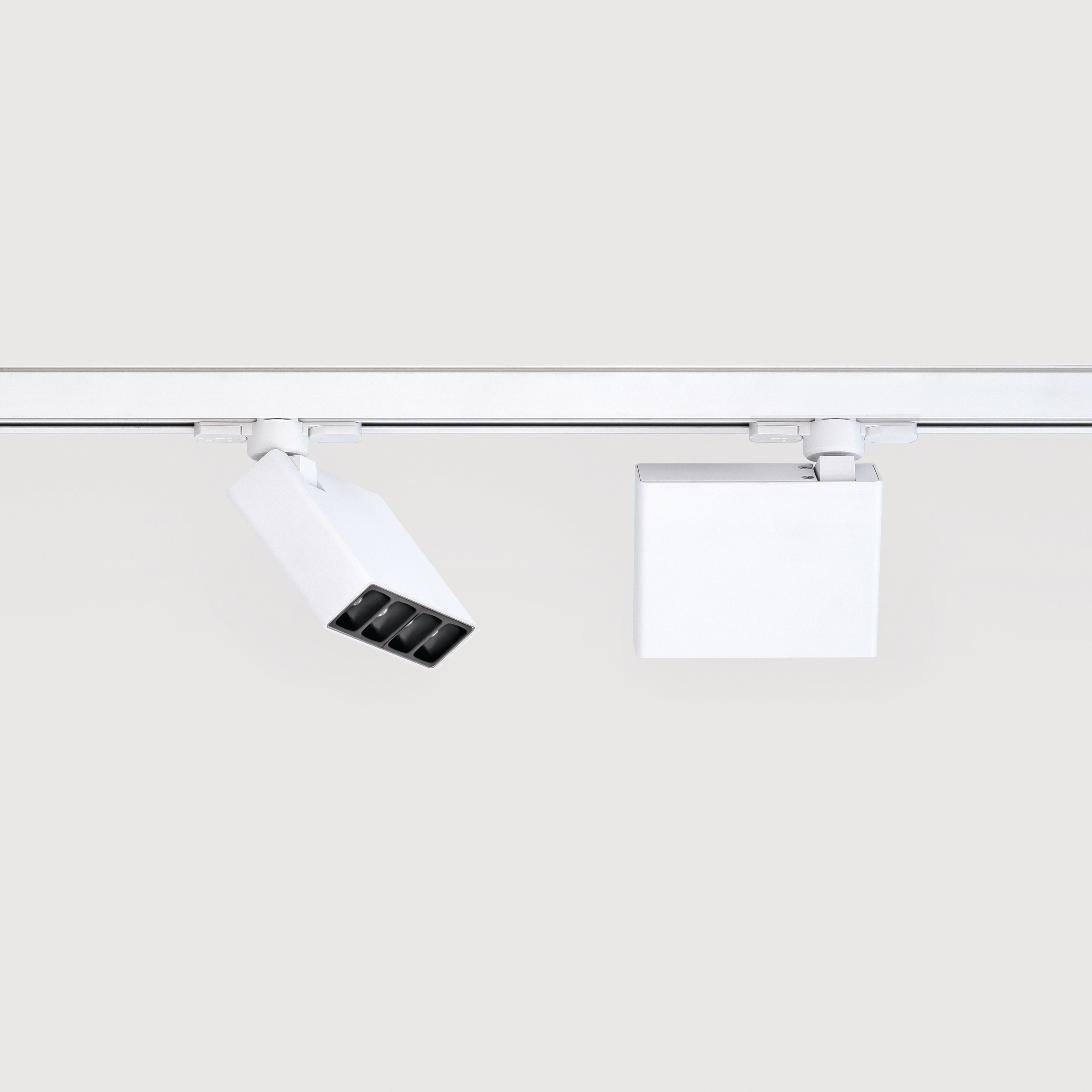 Produkt Liquid Line Compact C5 | 3-Phase Track des Herstellers Lightnet anzeigen