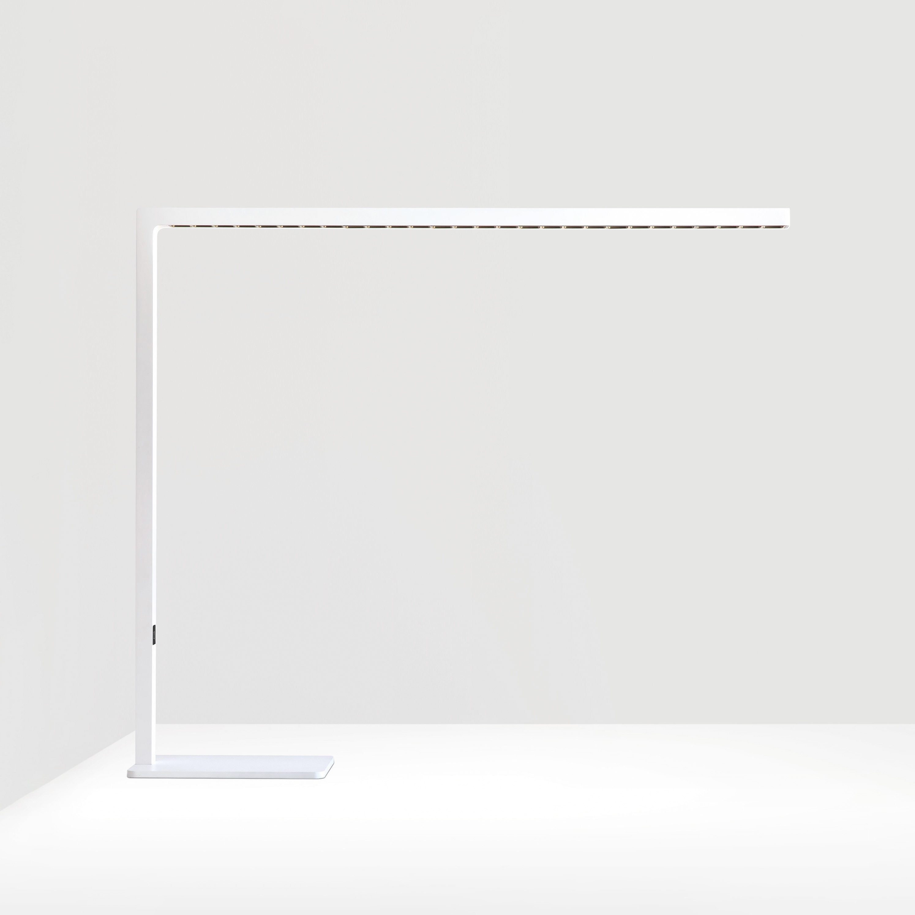 Display product Liquid Line 40 TX | Table from manufacturer Lightnet