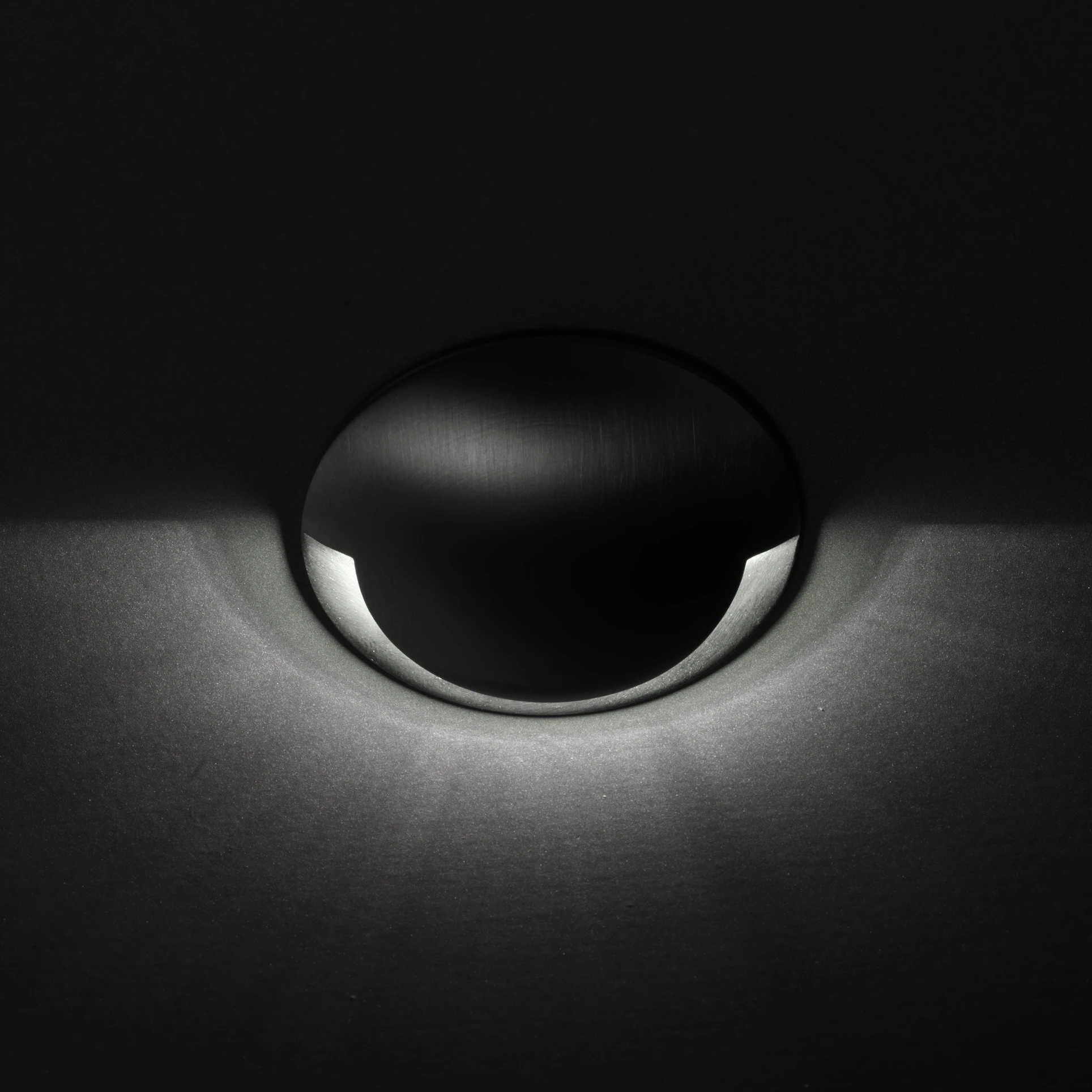INDOOR | ILLUMINAZIONE DA INCASSO A PARETE