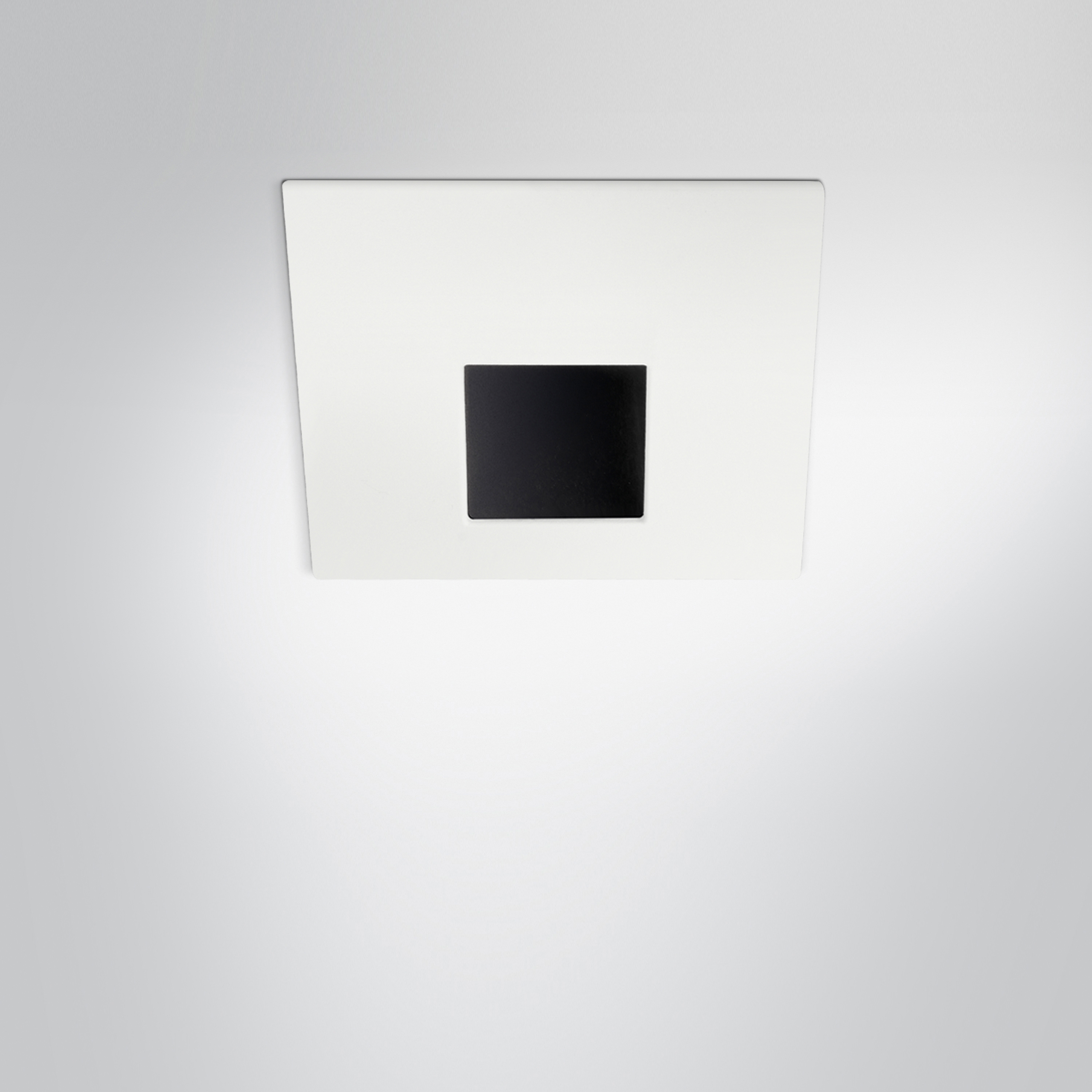 Mostra il prodotto DiMilano 100 | square pinhole asymmetrical del produttore Arcluce
