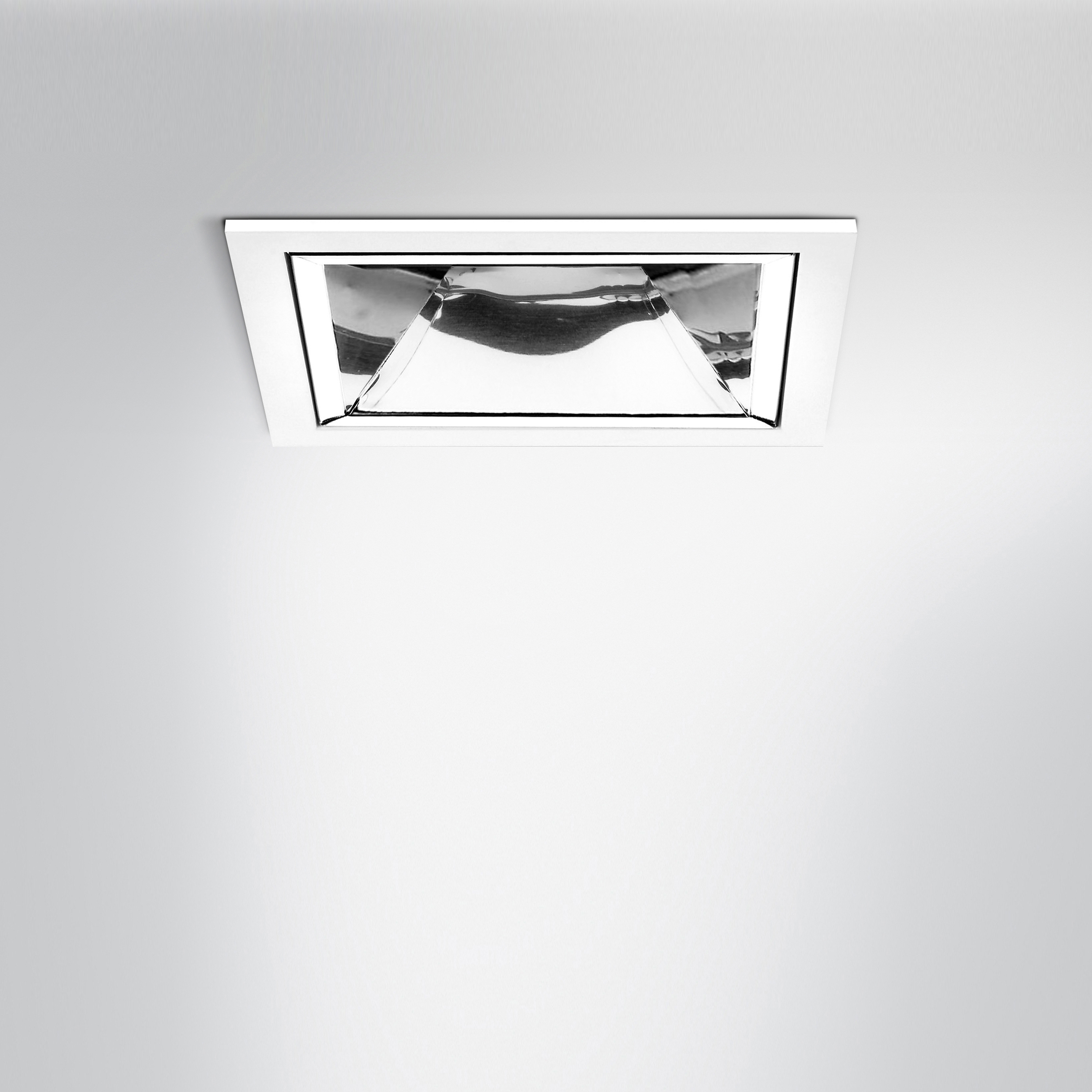 Mostra il prodotto Quantum 130 | widebeam without glass del produttore Arcluce