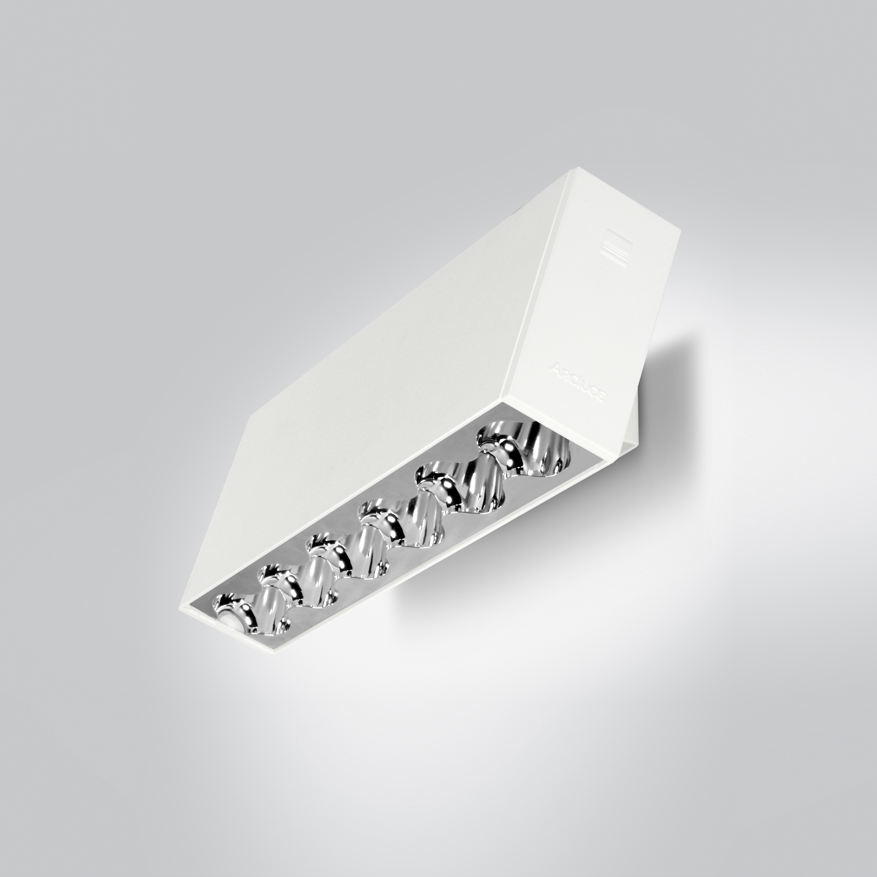 Rigo 50 | GCO wall adjustable met