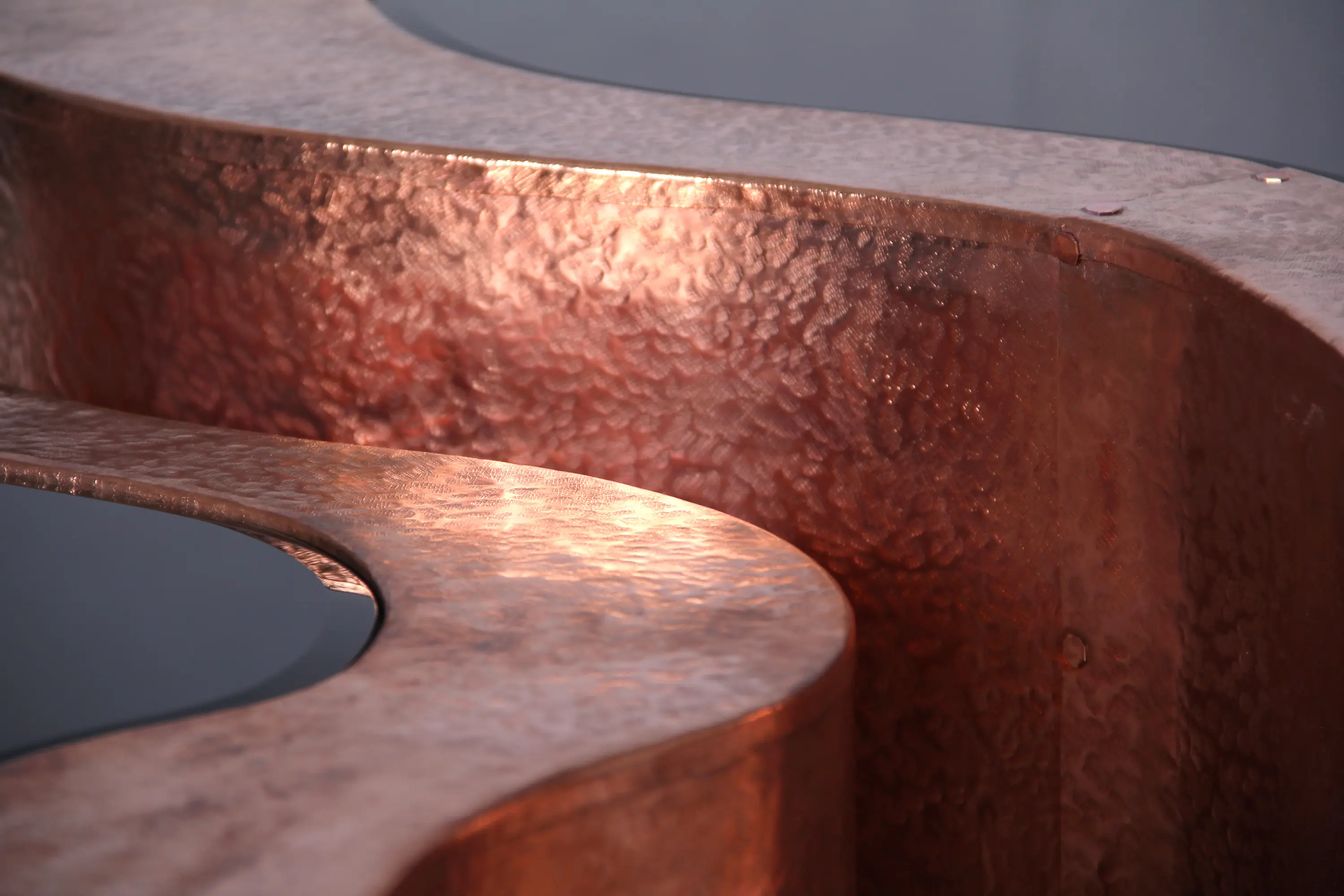 Boca do lobo - Wave center table