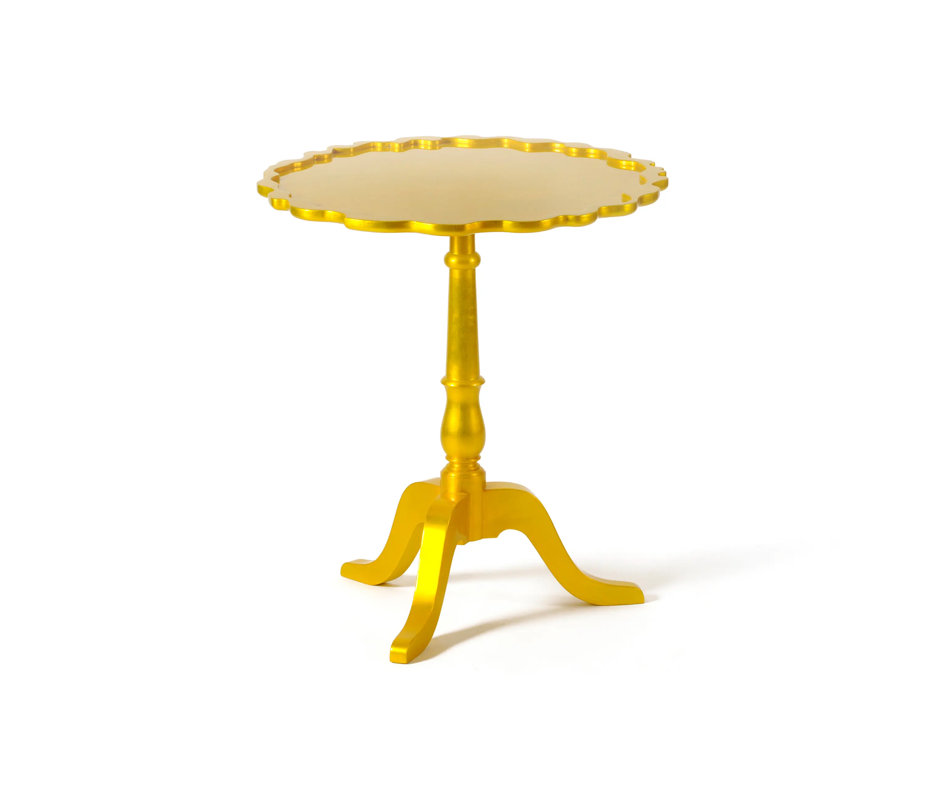 Boca do lobo - Coolors tables | Shield side table