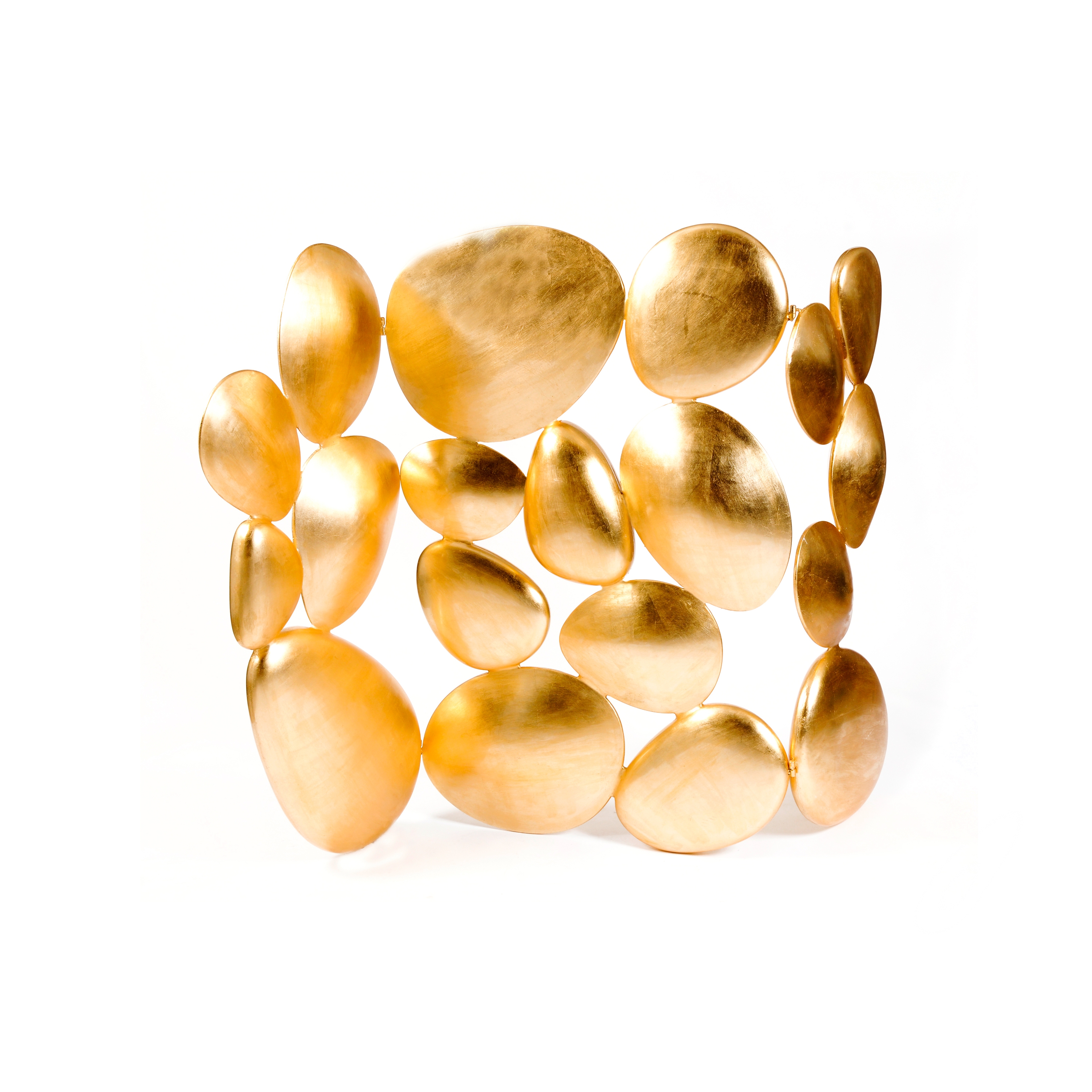 Display product Gold folding screen from manufacturer Boca do lobo