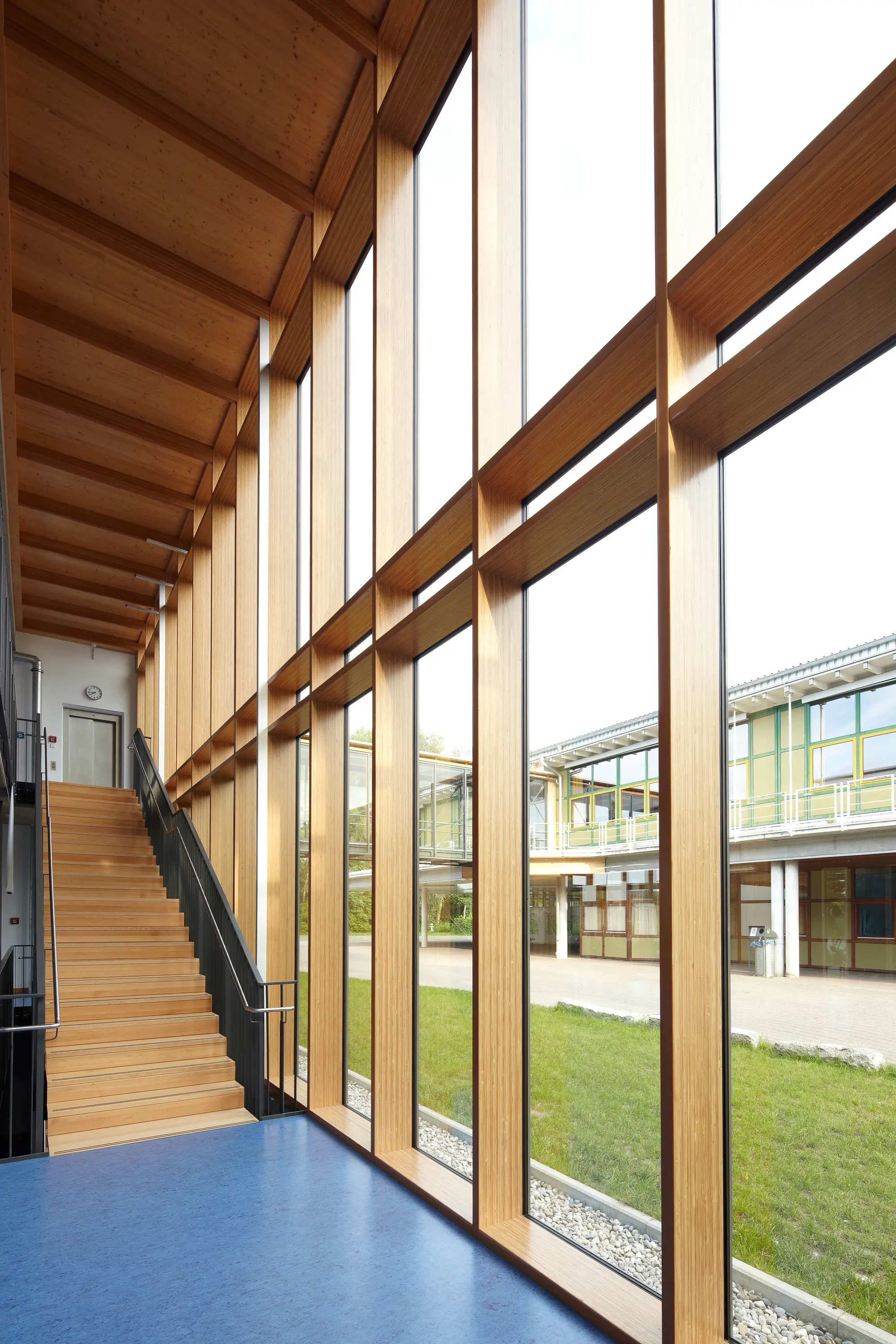 WoodTrade - SVL Post and Rail Beams