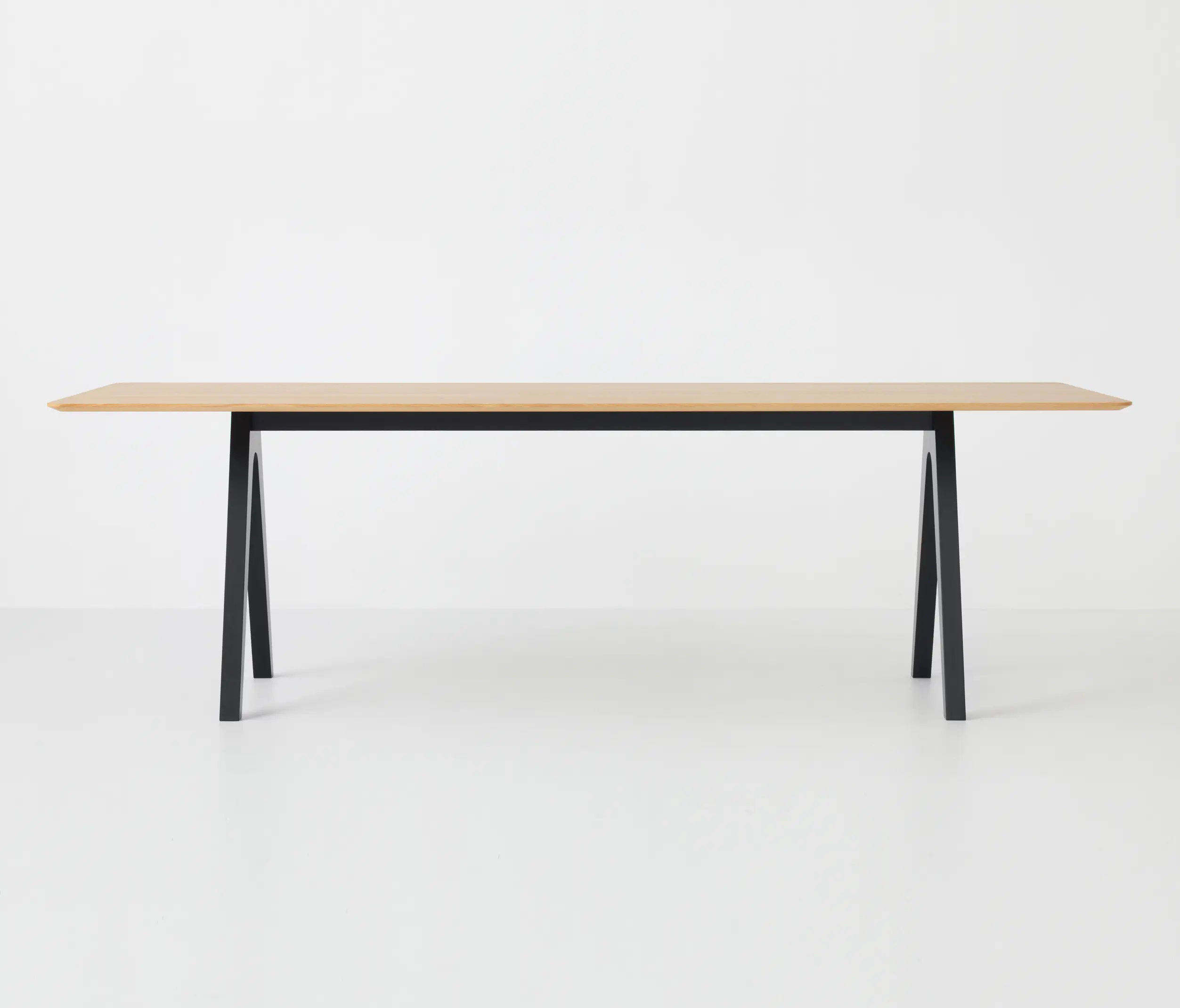 Resident - Scholar Table