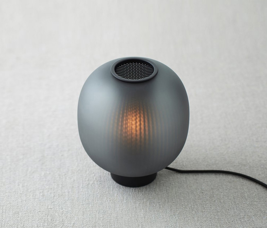Mostra il prodotto Bloom Table Light - Black del produttore Resident