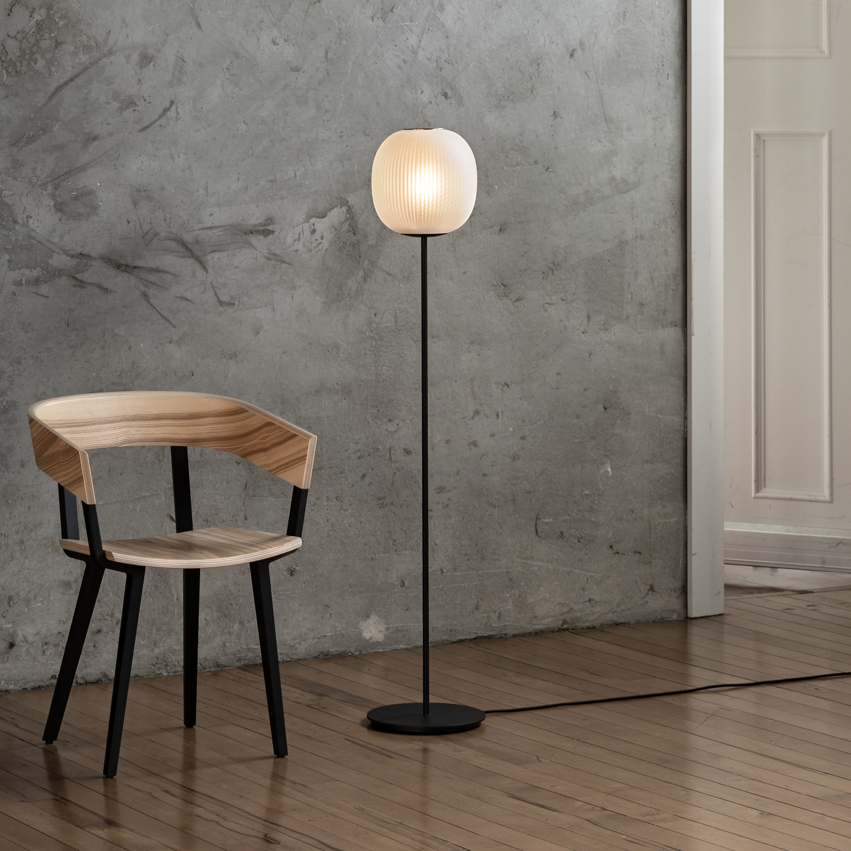 Bloom Floor Light - White