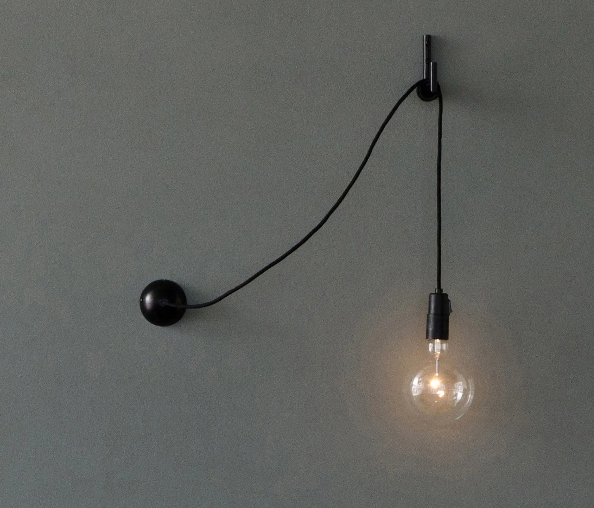 Atelier Areti - Hook wall light