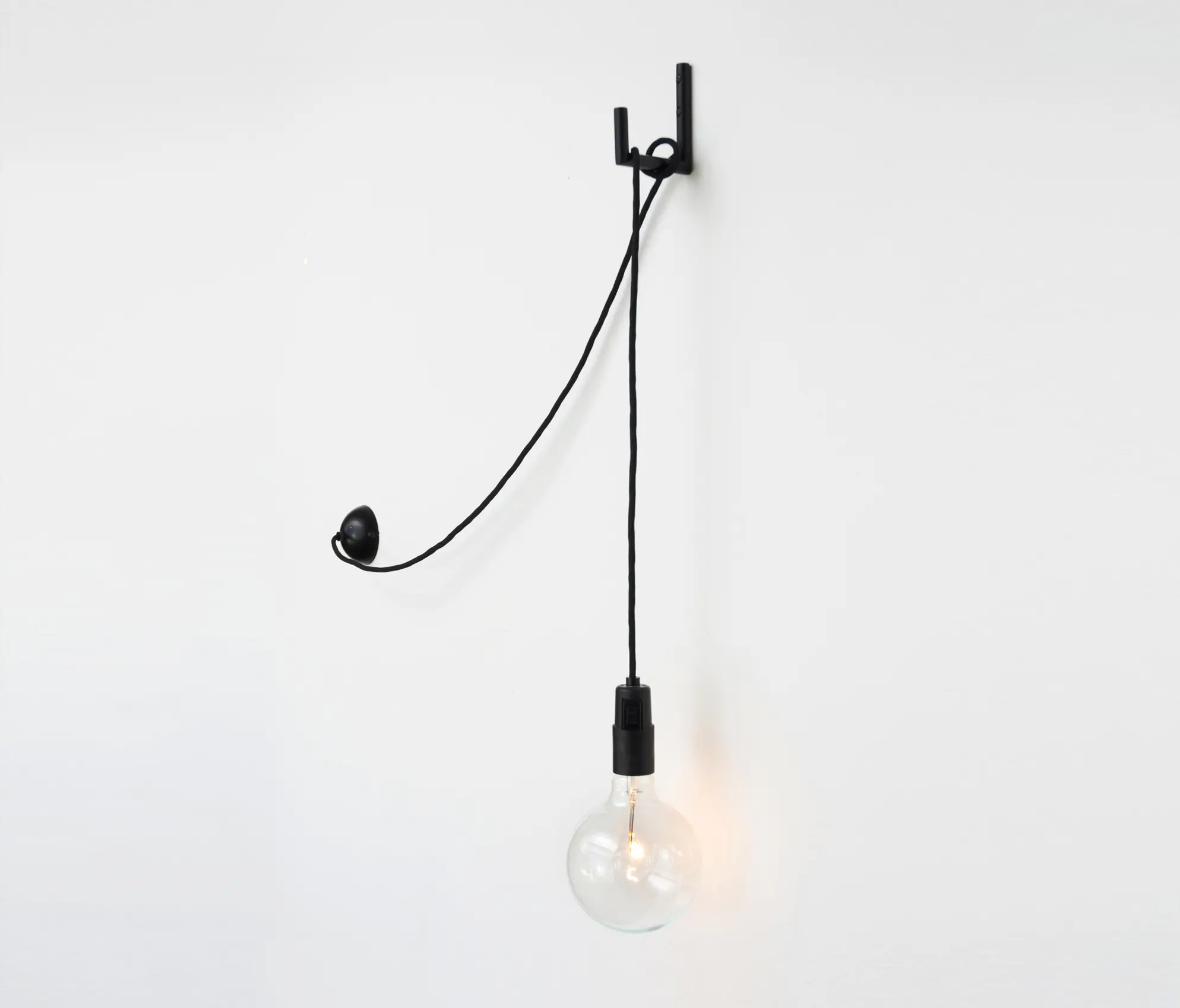 Atelier Areti - Hook wall light