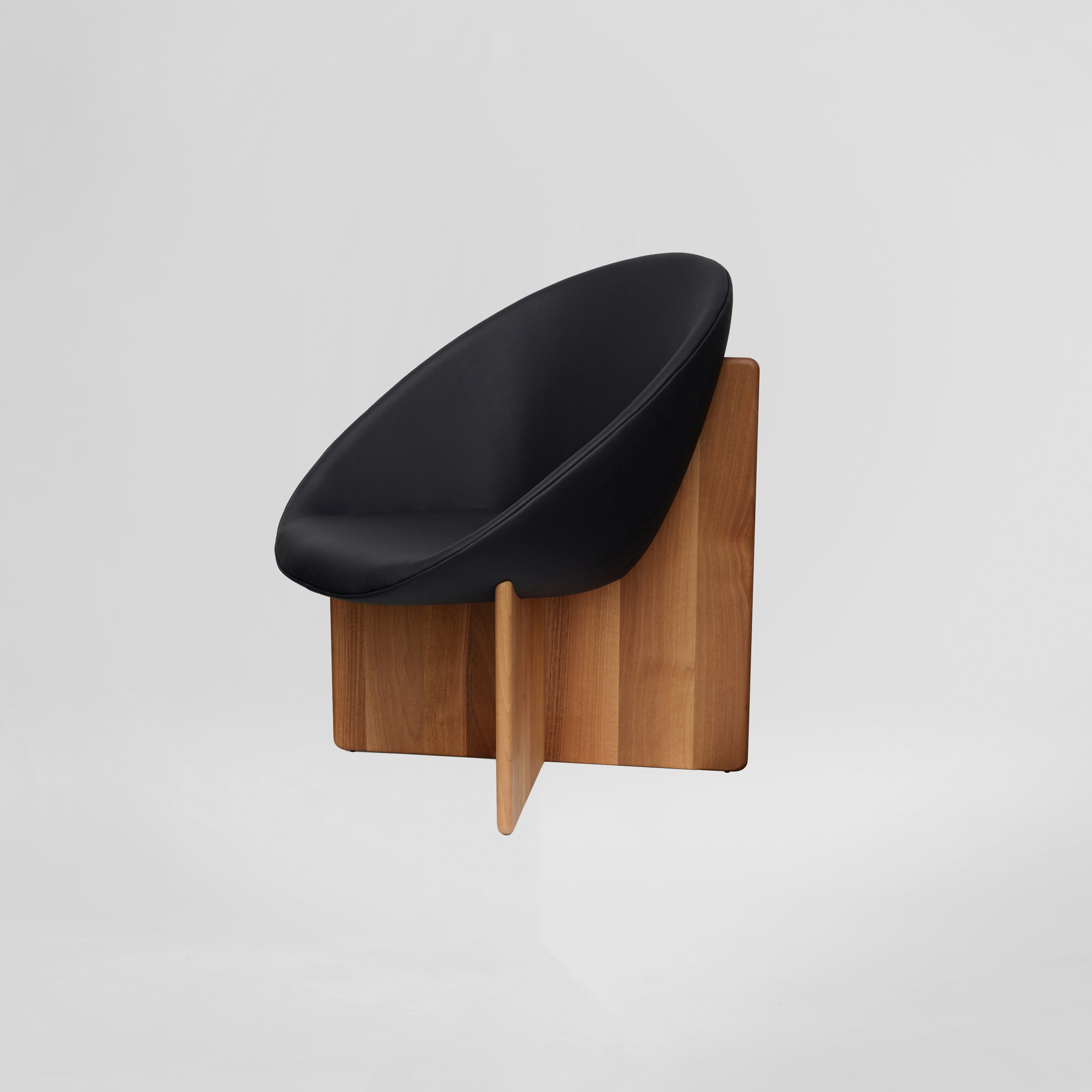 Display product X Chair from manufacturer Atelier Areti