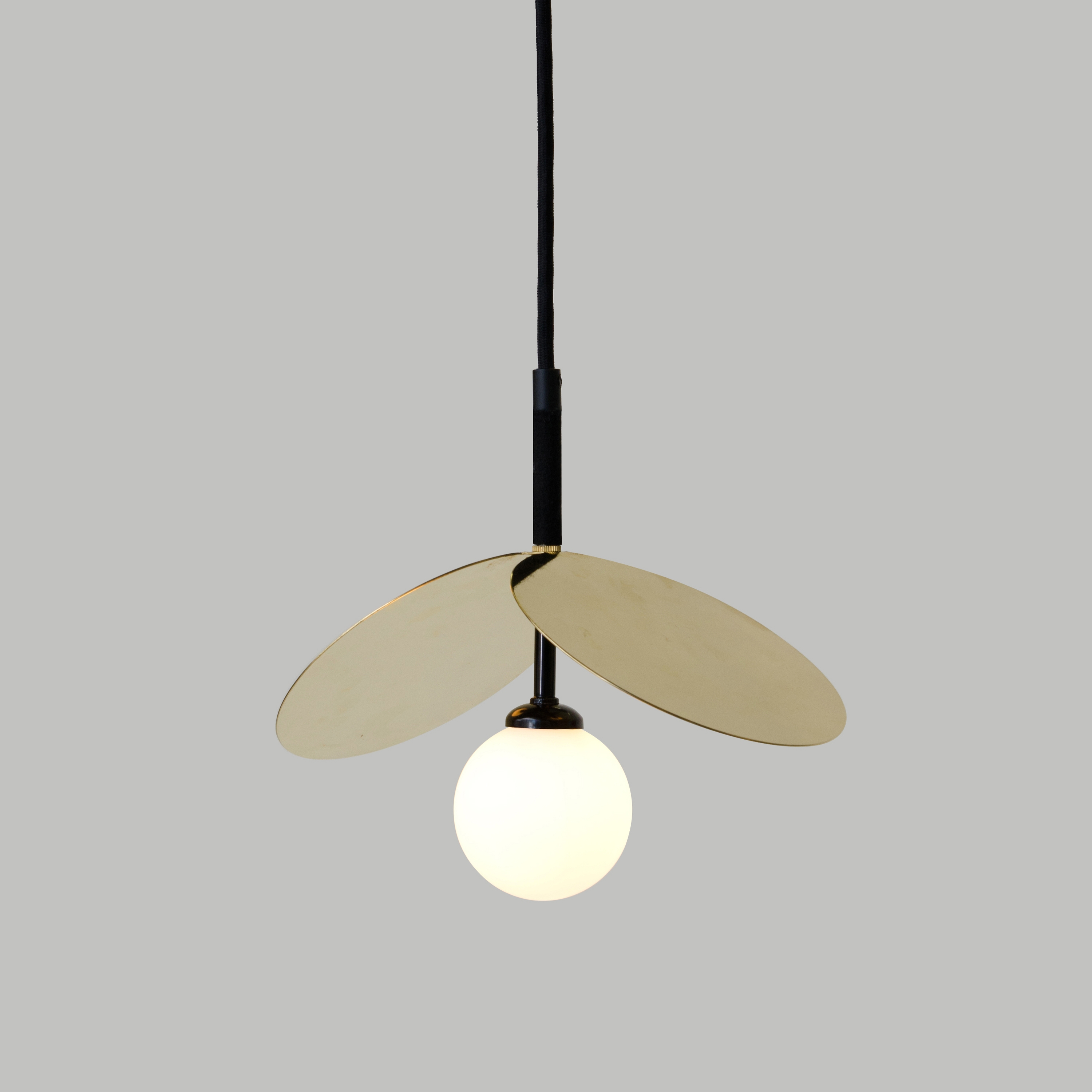 Mostra il prodotto Ilios Pendant Lamp del produttore Atelier Areti