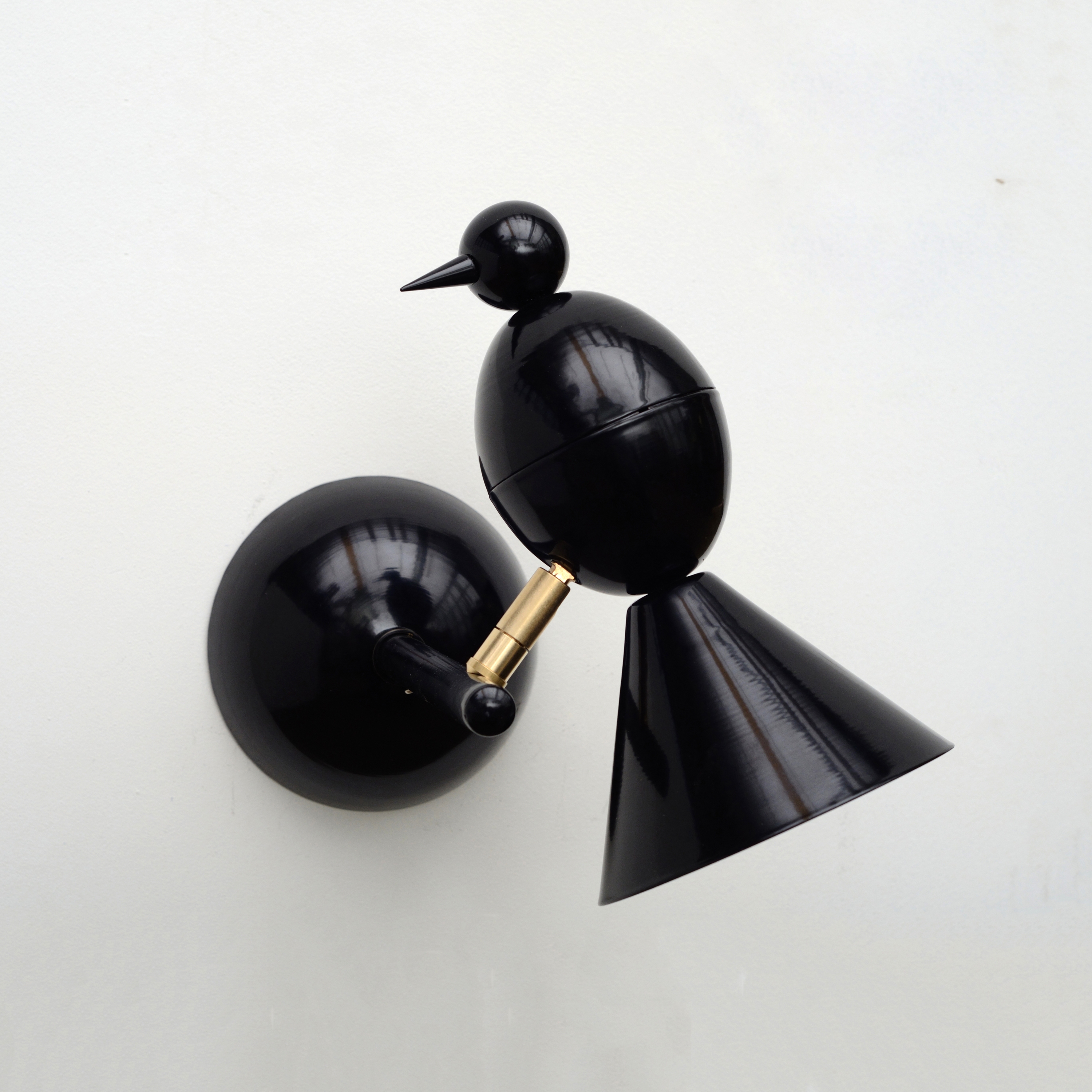 Mostra il prodotto Alouette Wall lamp del produttore Atelier Areti