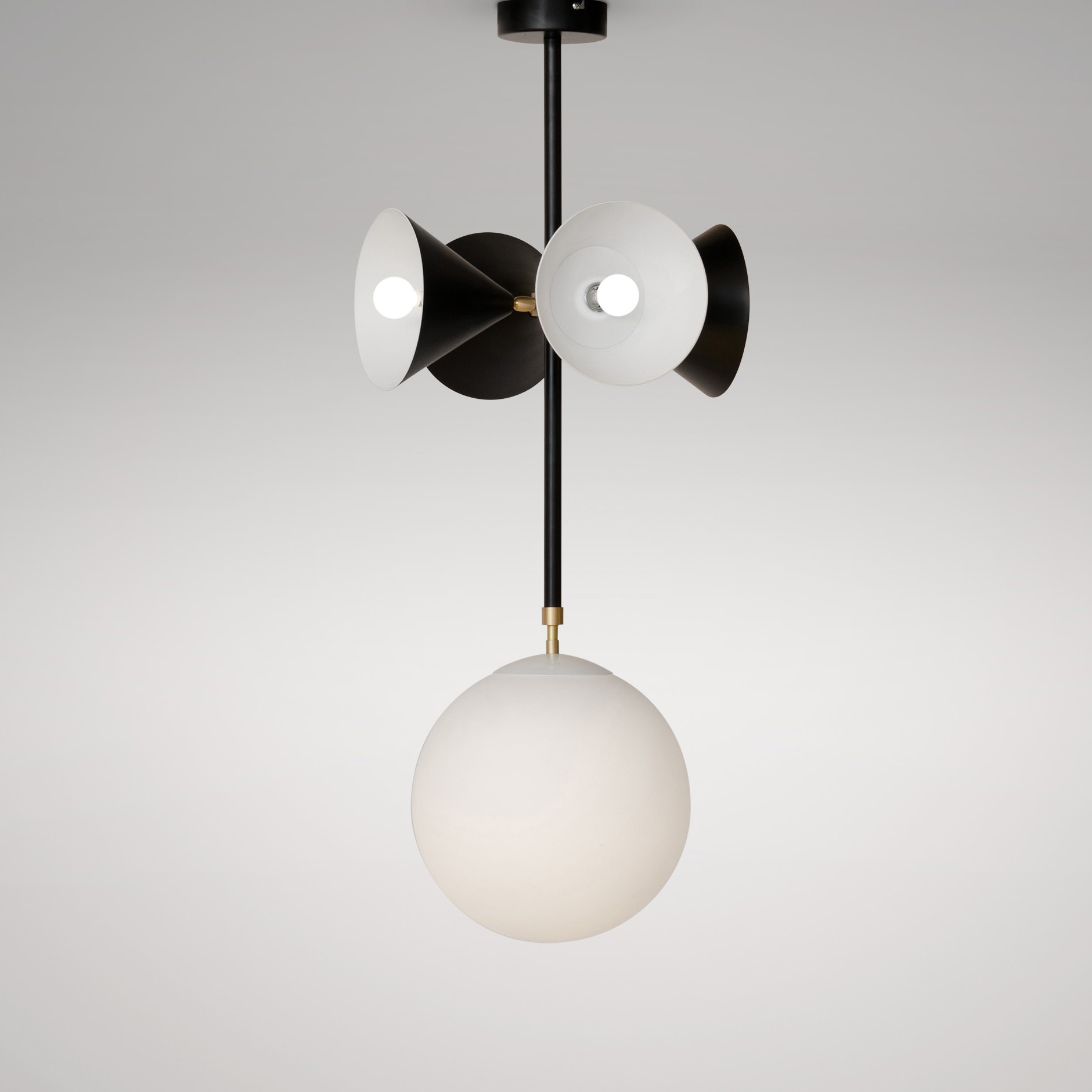 Mostra il prodotto Axis globe and cones del produttore Atelier Areti