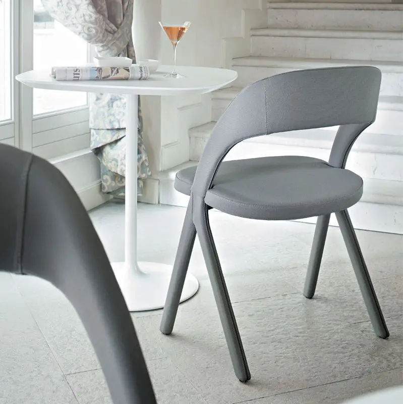 ALMA Design - Gesto Chair