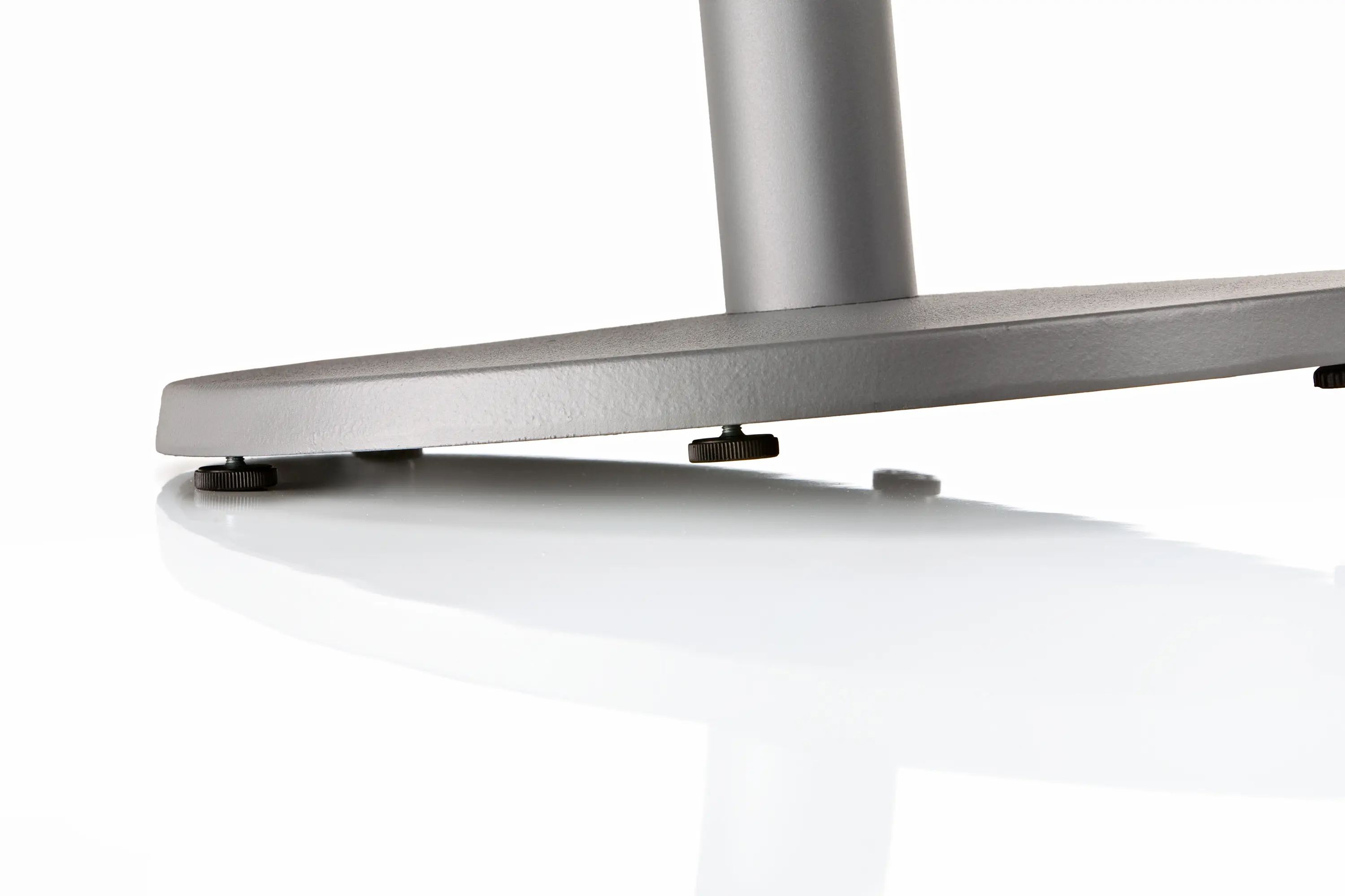 ALMA Design - Alghi Table