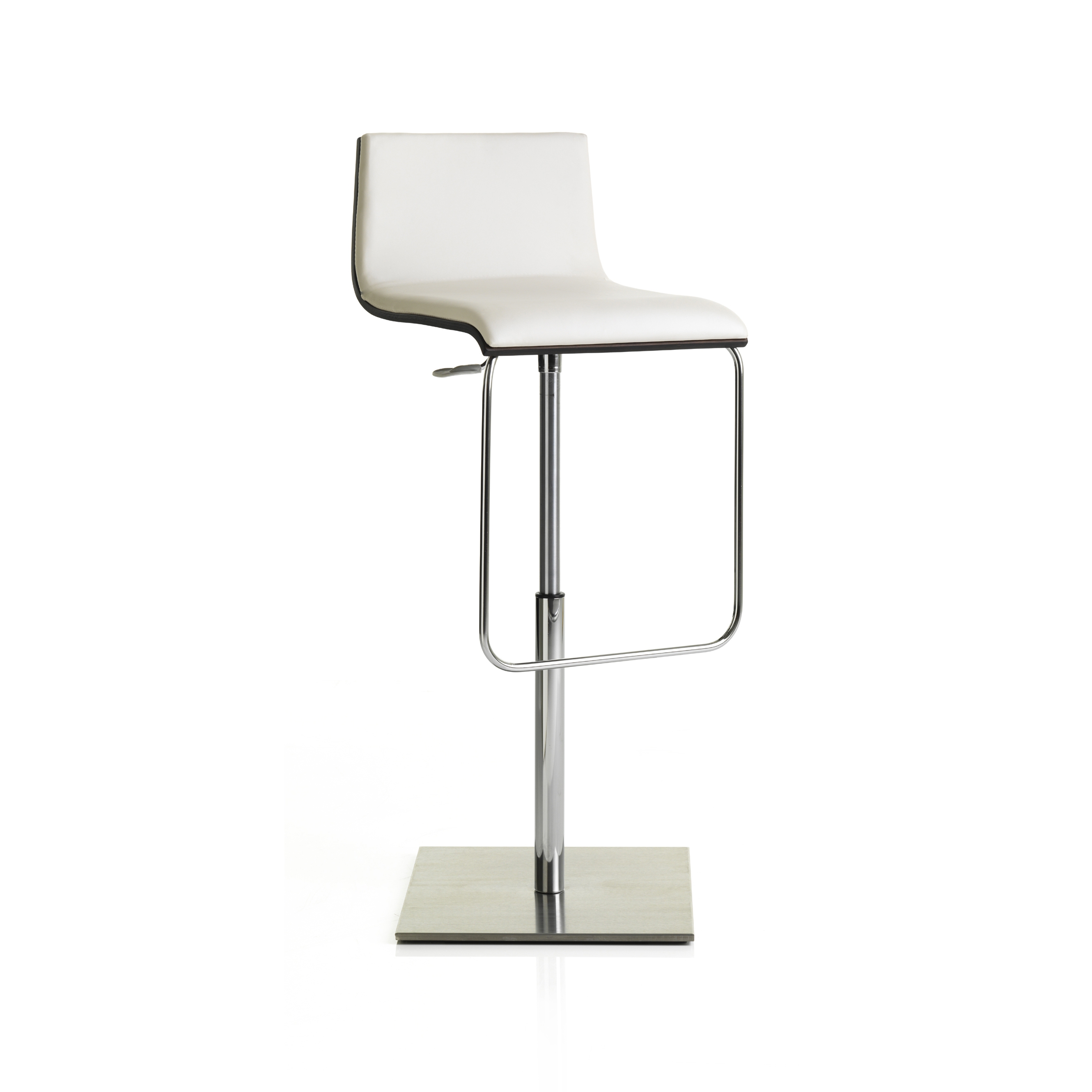 Vertoon produk Anouk Stool van vervaardiger ALMA Design