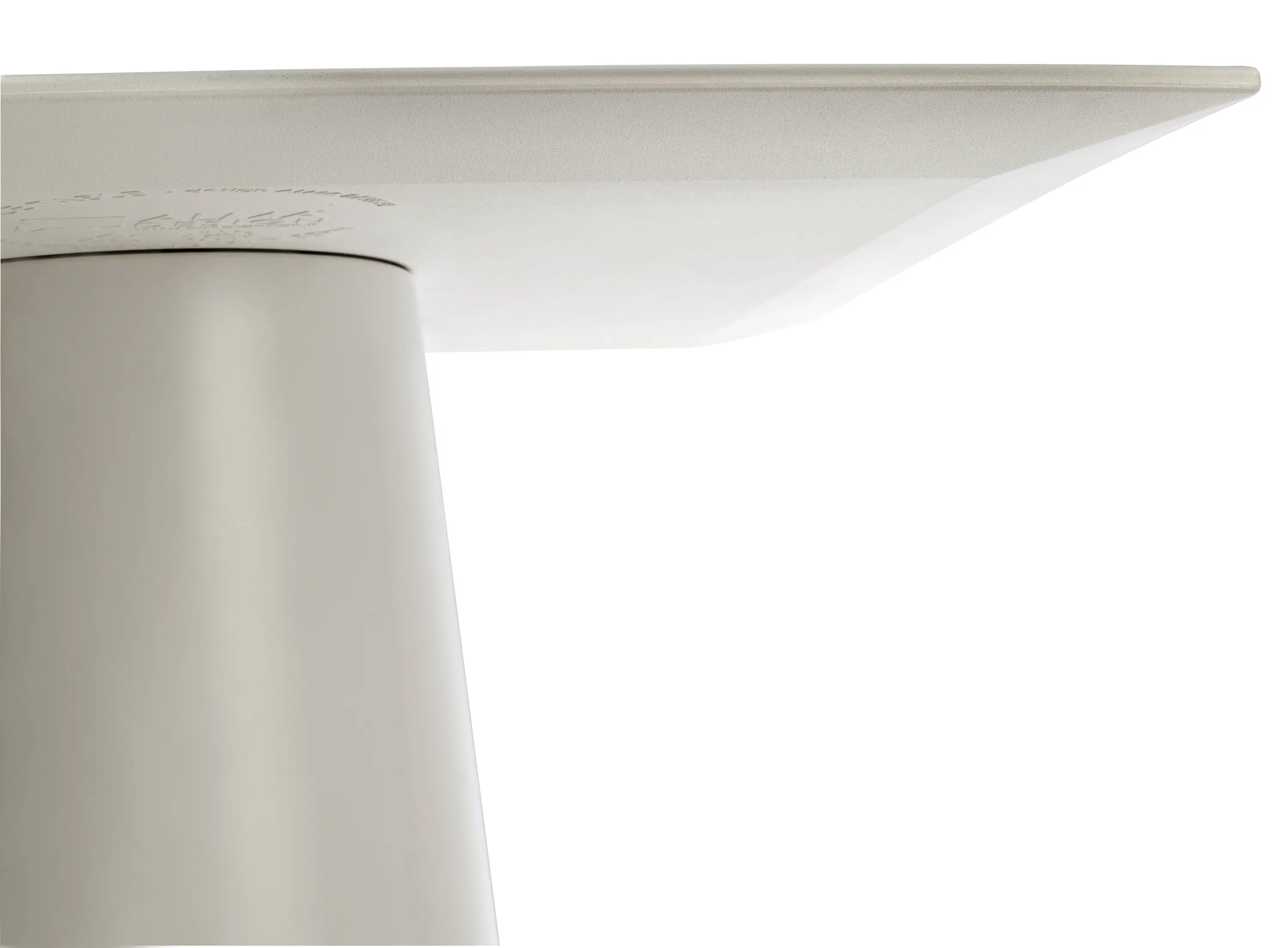 ALMA Design - Ice Table