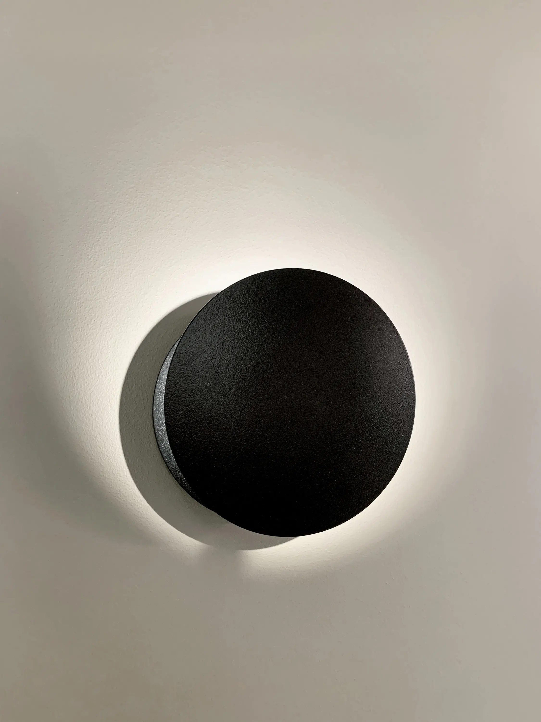 millelumen - Millelumen Circles Wall