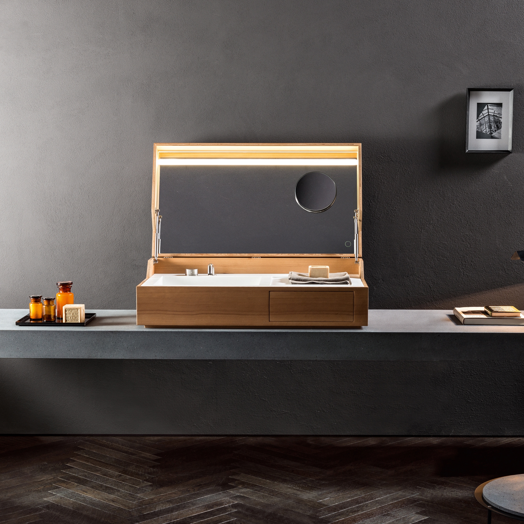 WASHBASIN AREA