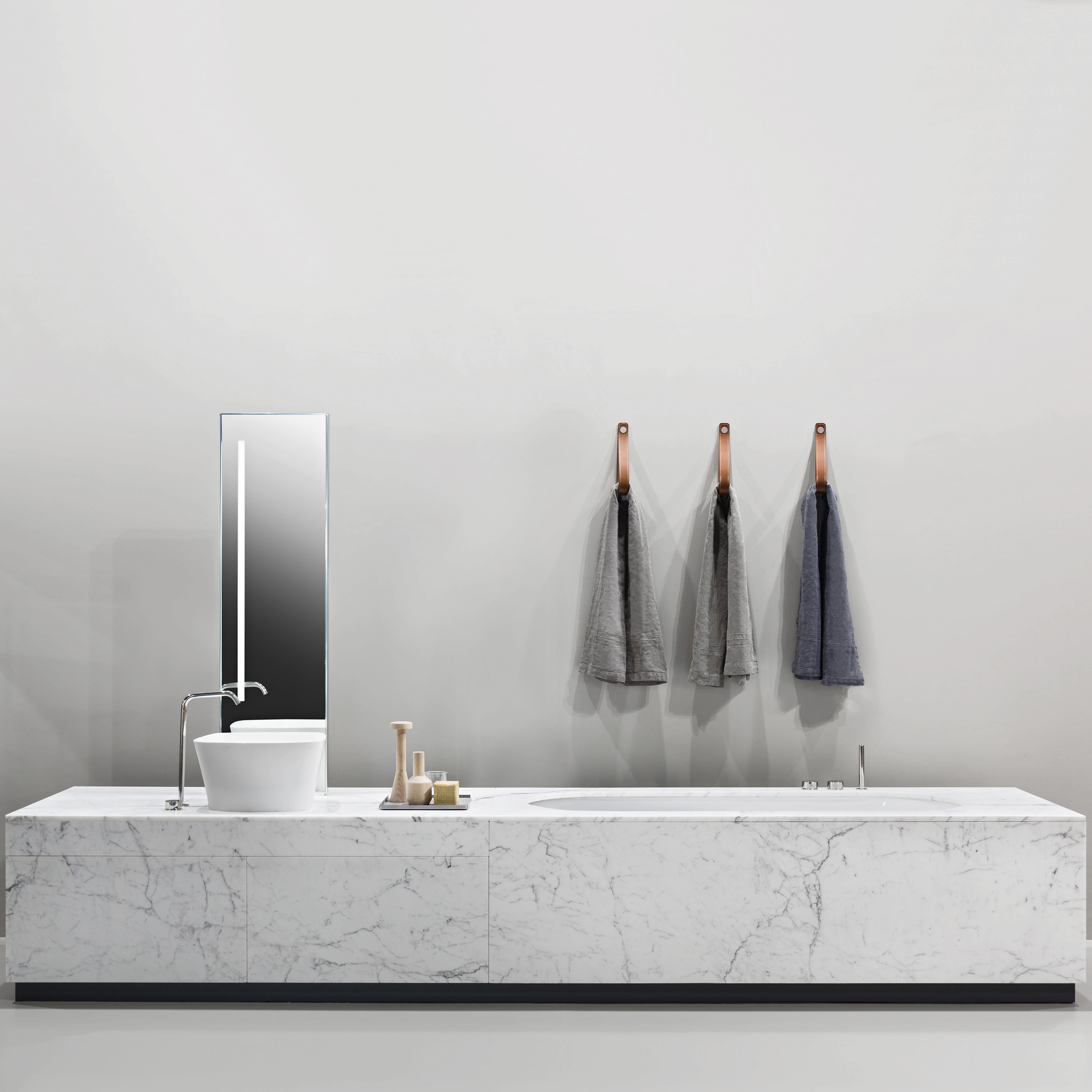 Bathtub - Washbasin System