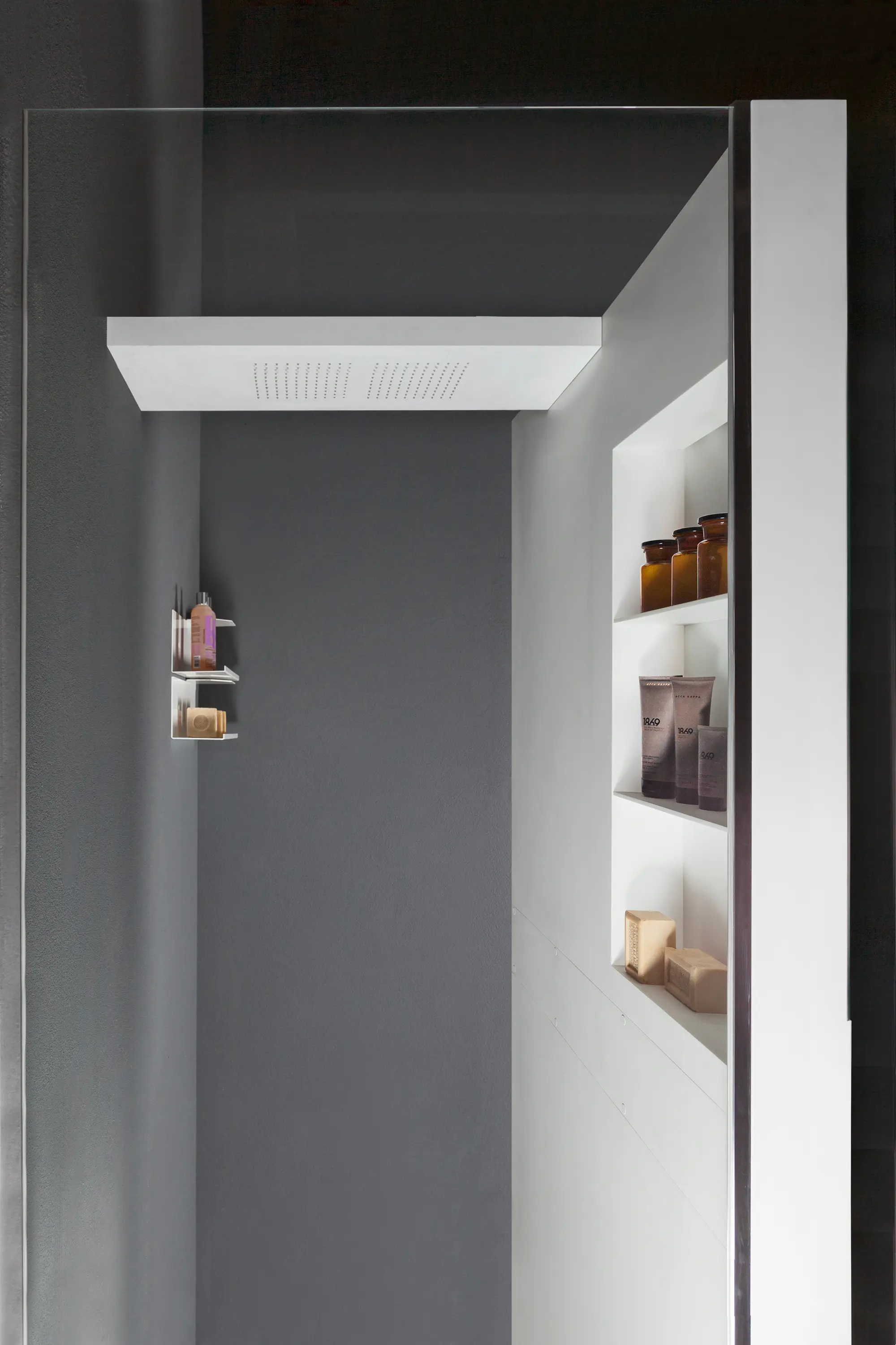 MAKRO - Screen