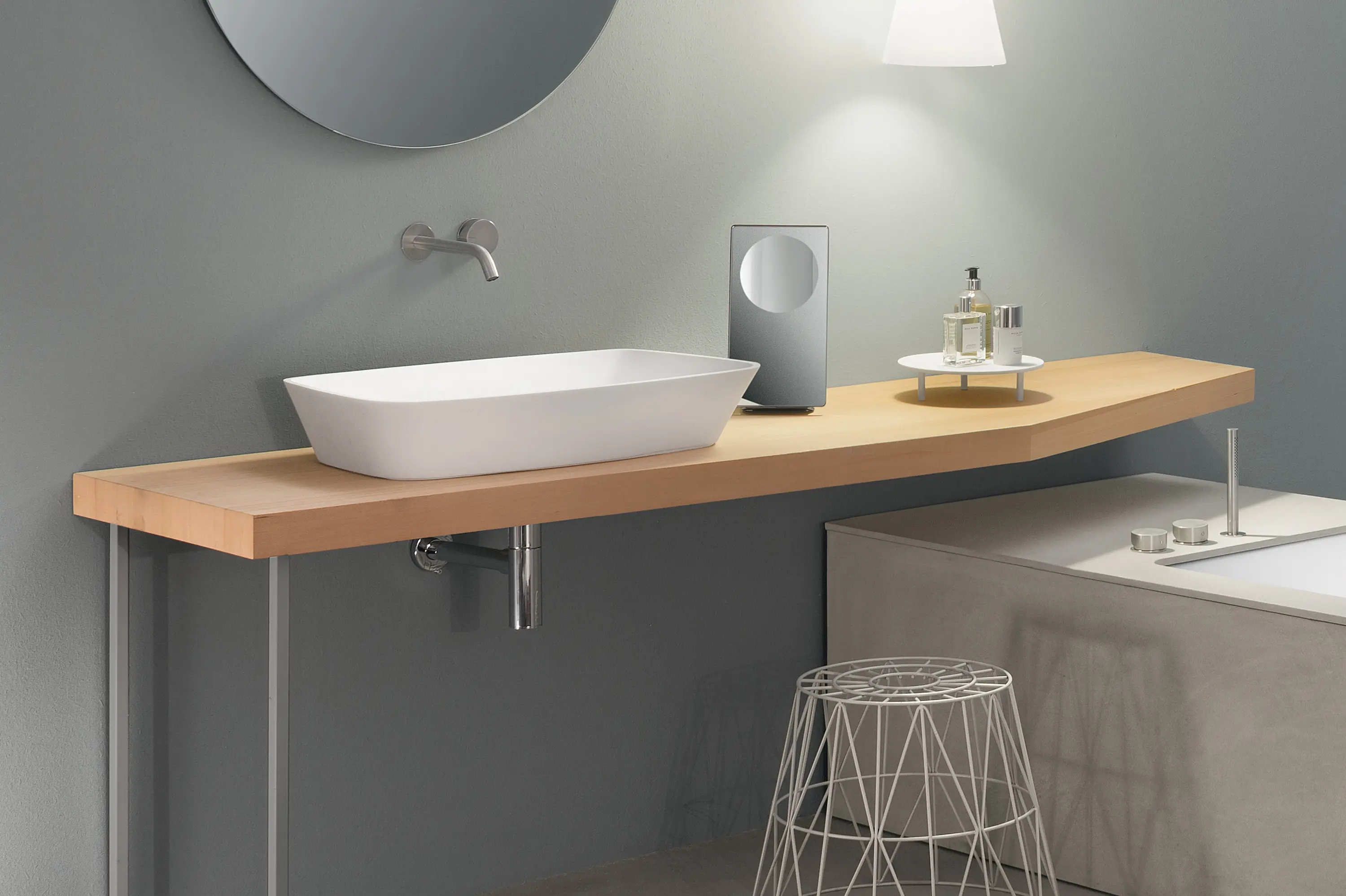 MAKRO - Wing Table