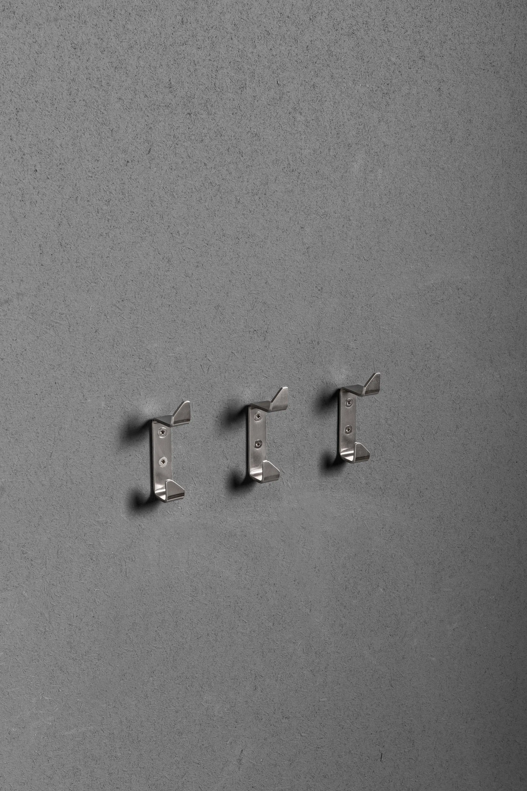 MAKRO - Twenty Hooks