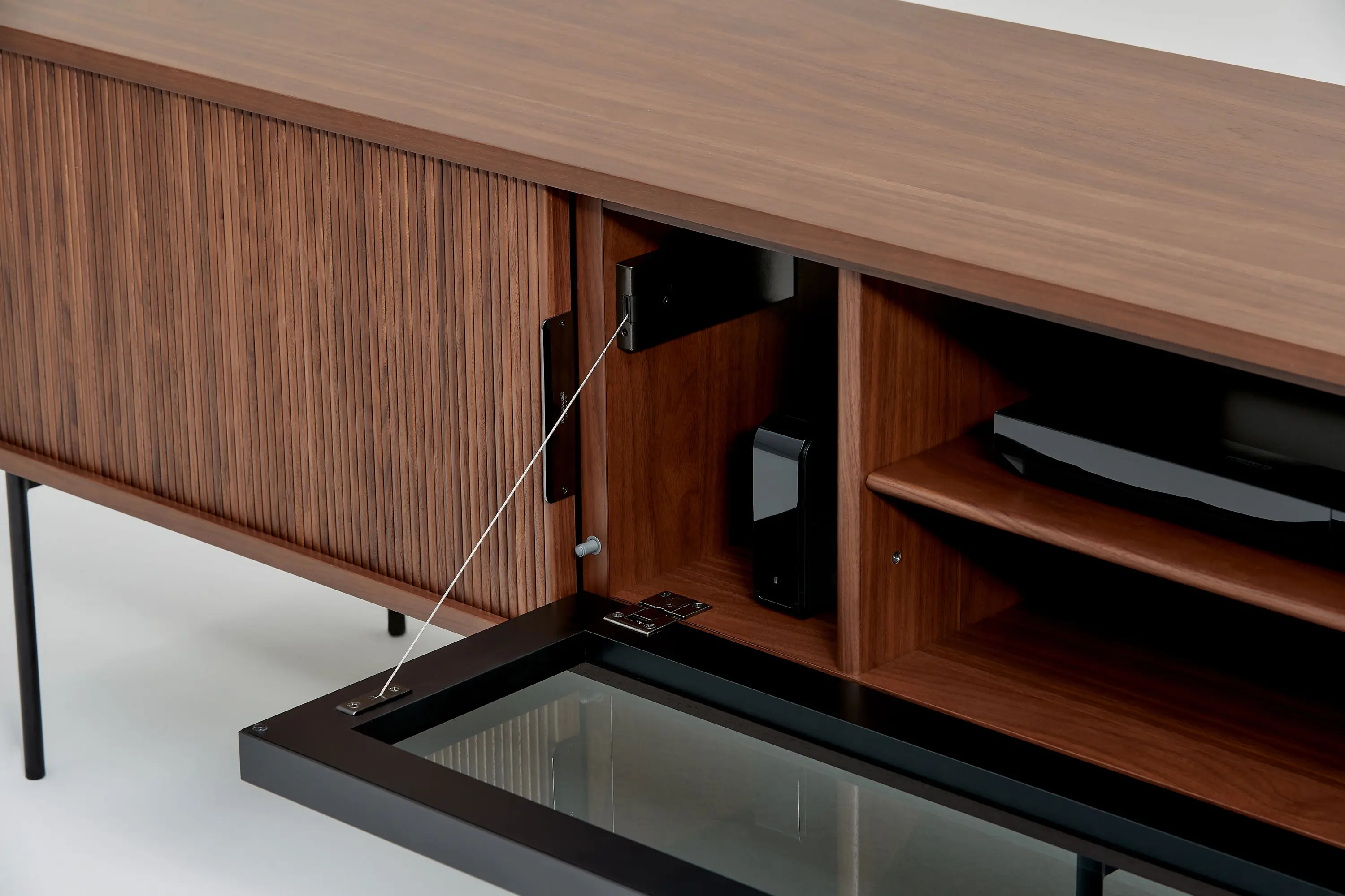 Ritzwell - JABARA | AV board