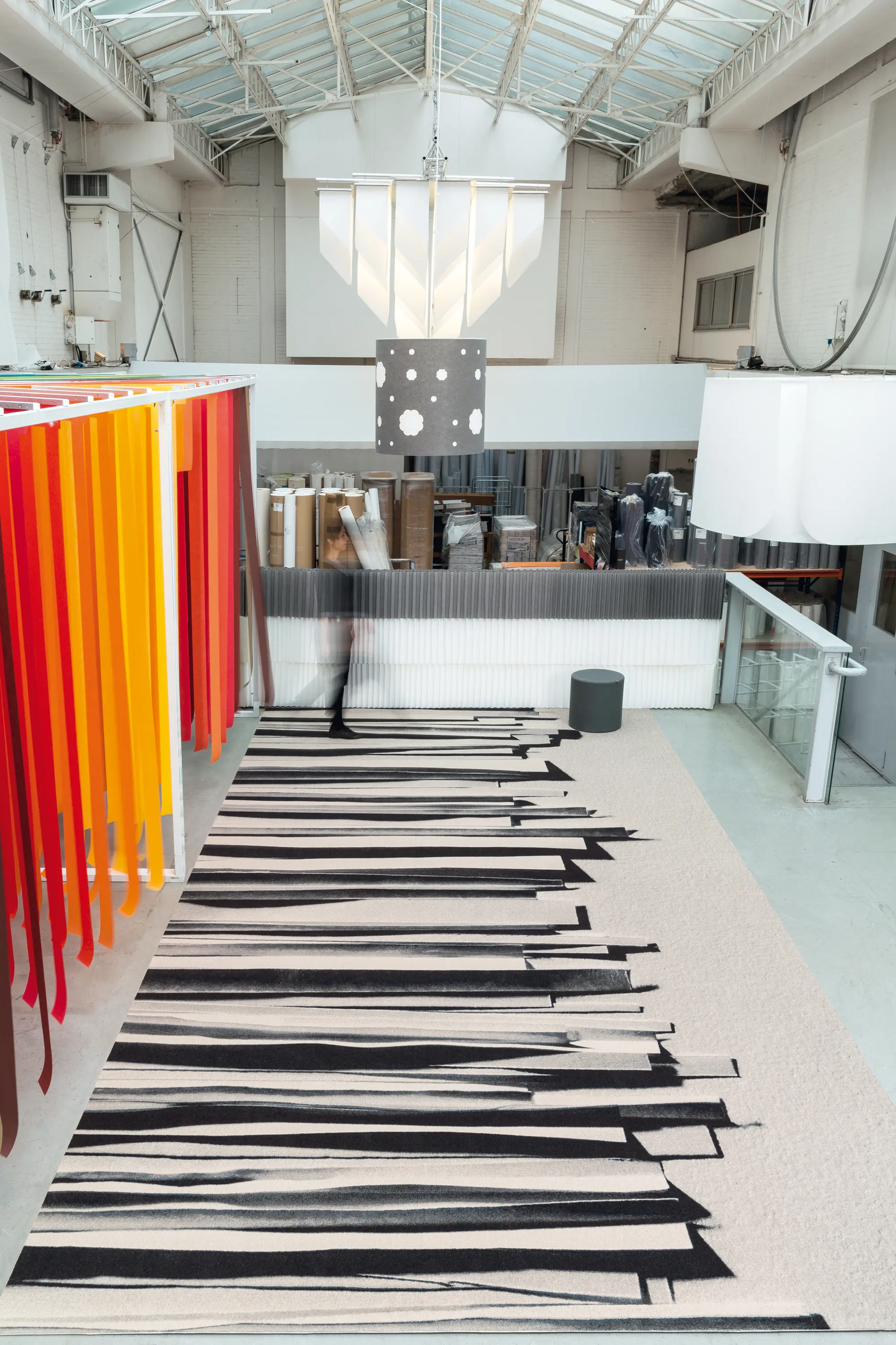 Lily Latifi - Stratos