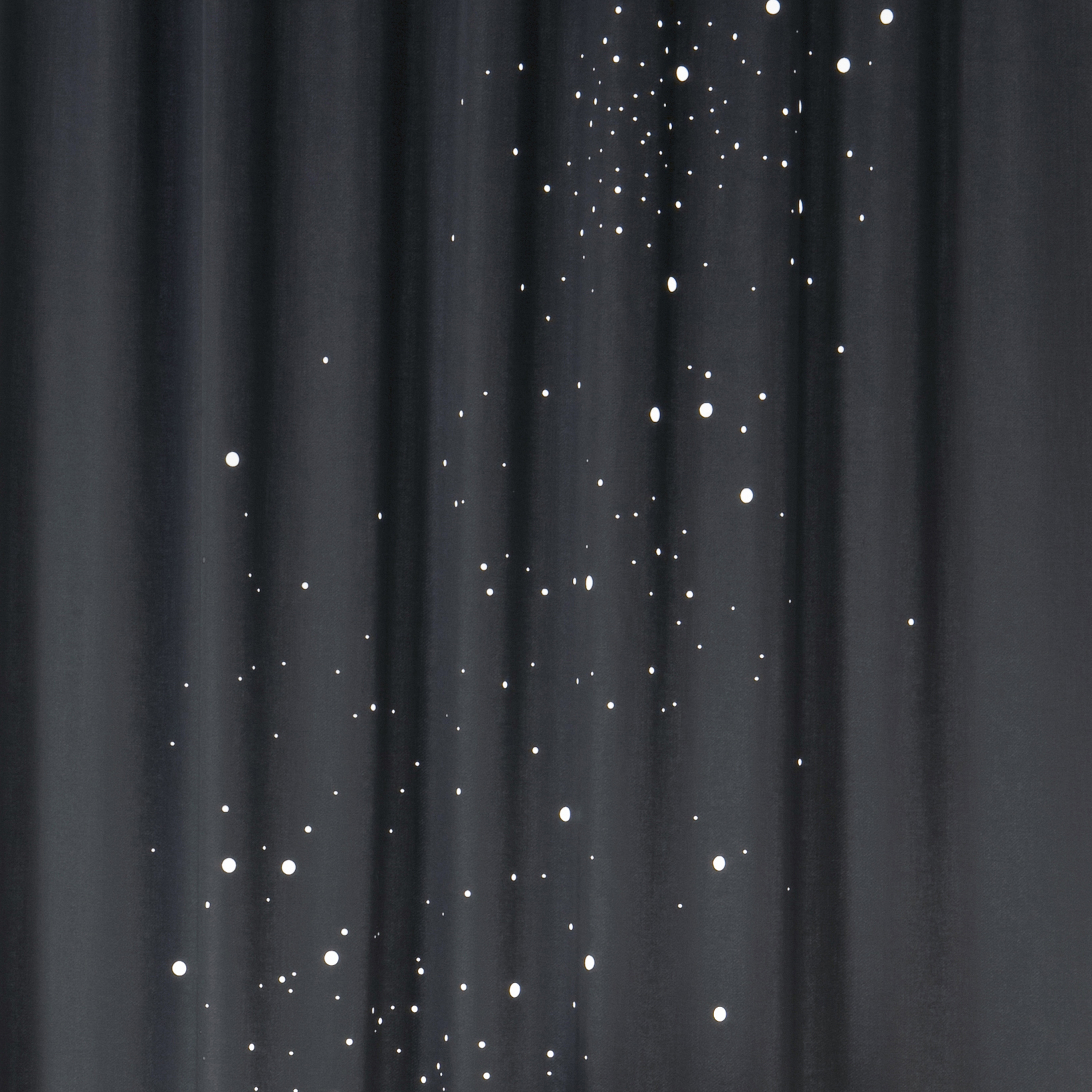 Display product Wave Curtains from manufacturer Lily Latifi